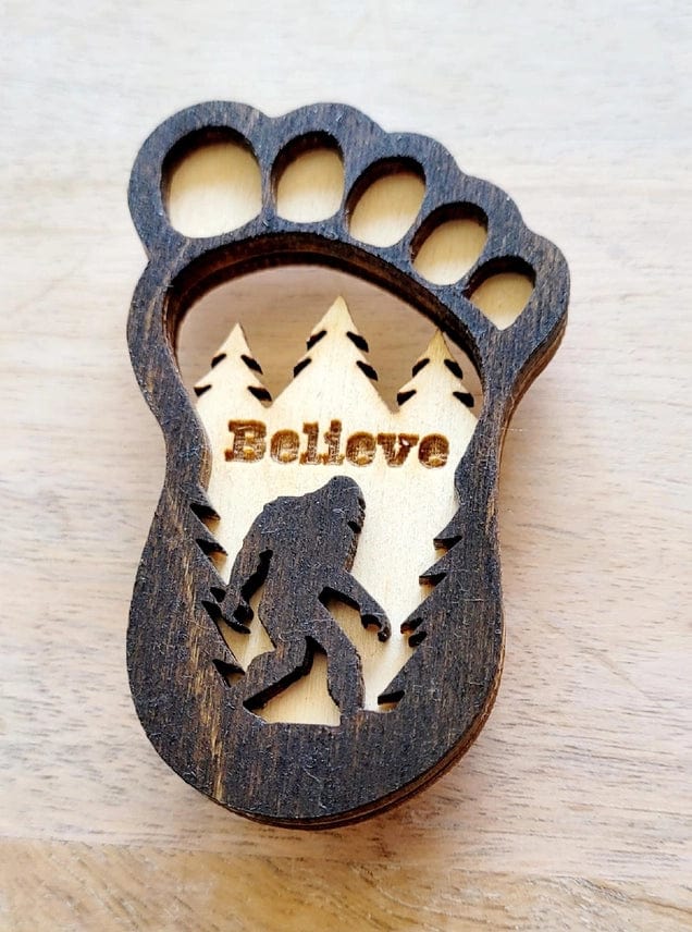 Big Foot Believe Keychain or Magnet-Layered Wood Handmade in the USA、mySite、g9winljtr