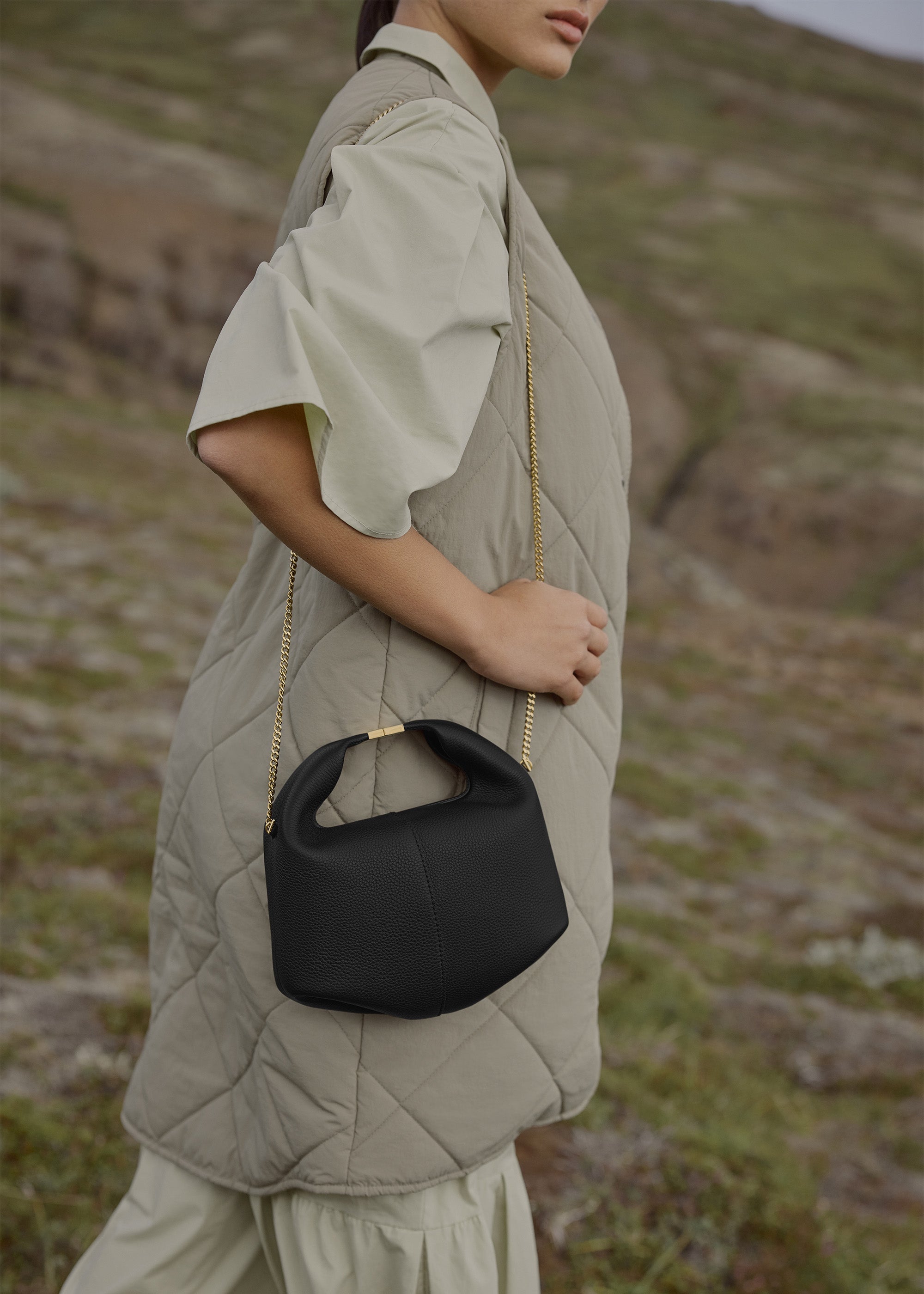 B茅ri - Chaine Noir Grain茅、mySite、camillekostekn