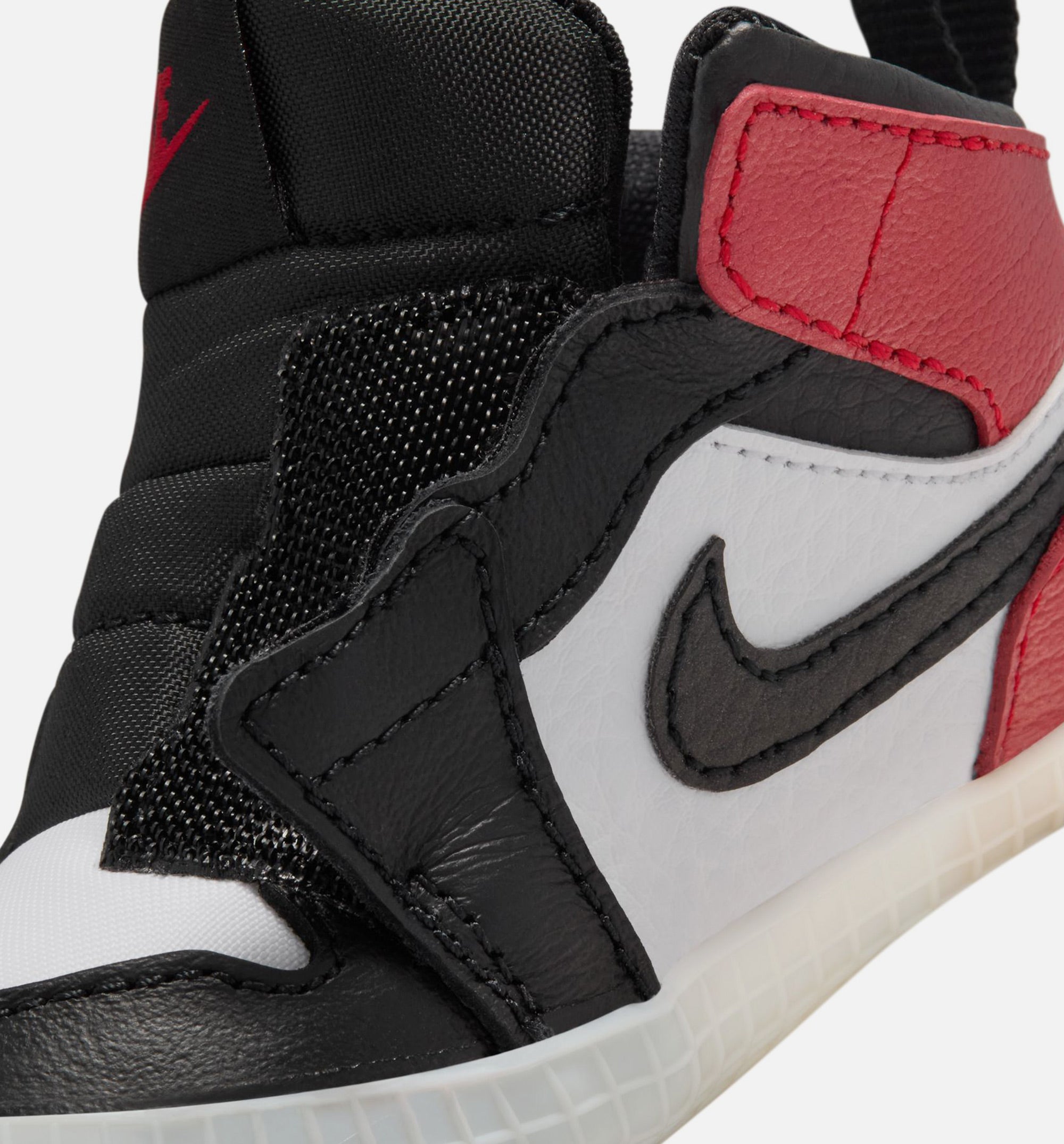Air Jordan 1 Retro High OG Black Toe Infant Crib Lifestyle Shoe - White/Black/Varsity Red/Sail、mySite、dreamappss