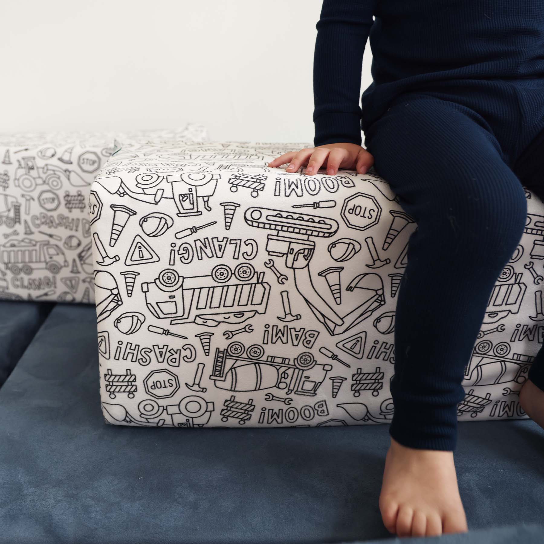  The Figgy Play Couch (7 pc) with Wedge X Caden Lane、mySite、layawaytickets