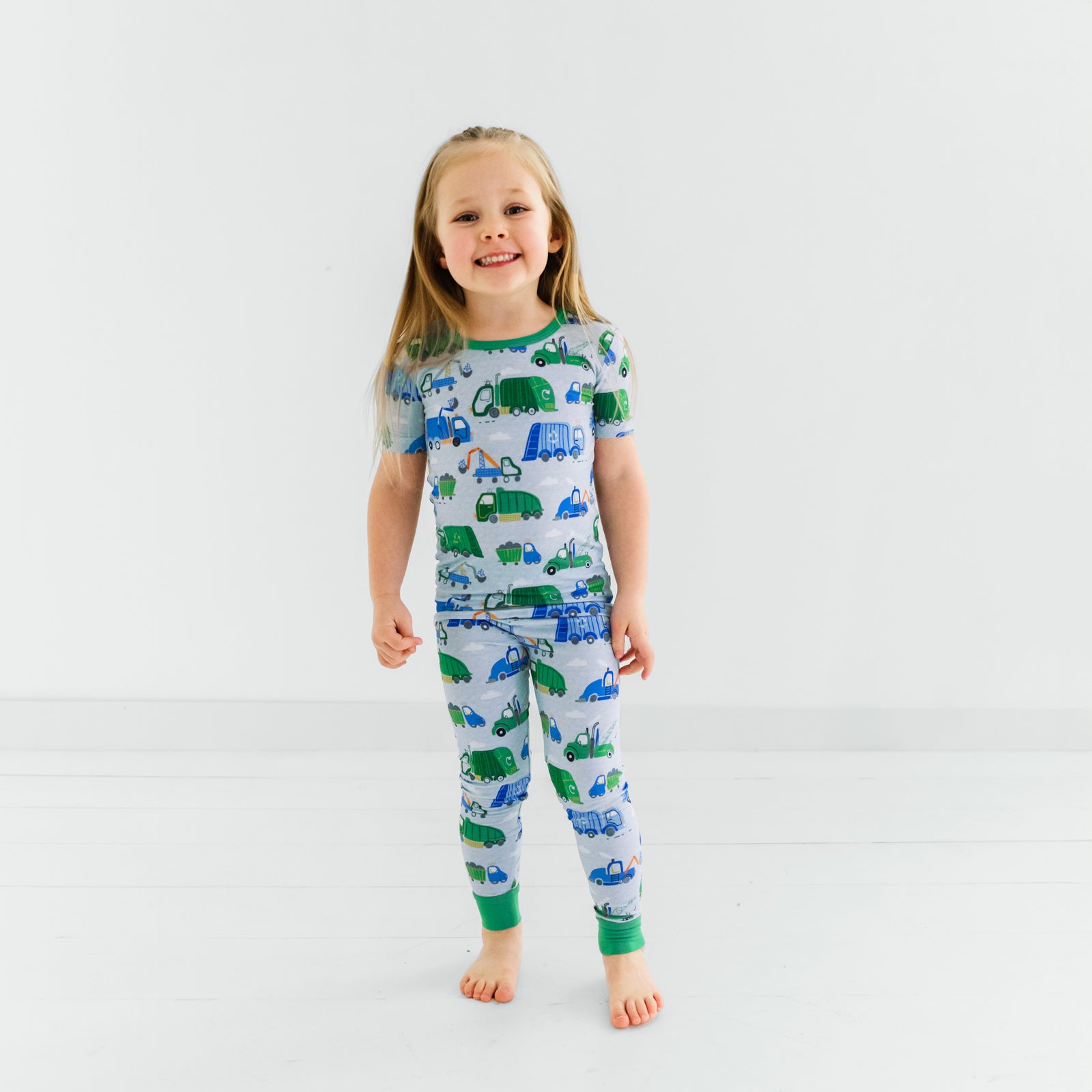 Clean Up Crew Two-Piece Short Sleeve Pajama Set、mySite、g9winljtr