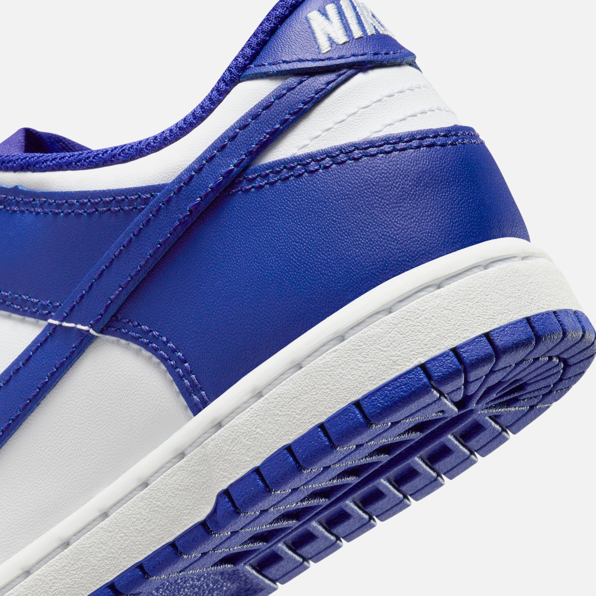 {product_title} - {shop_name}