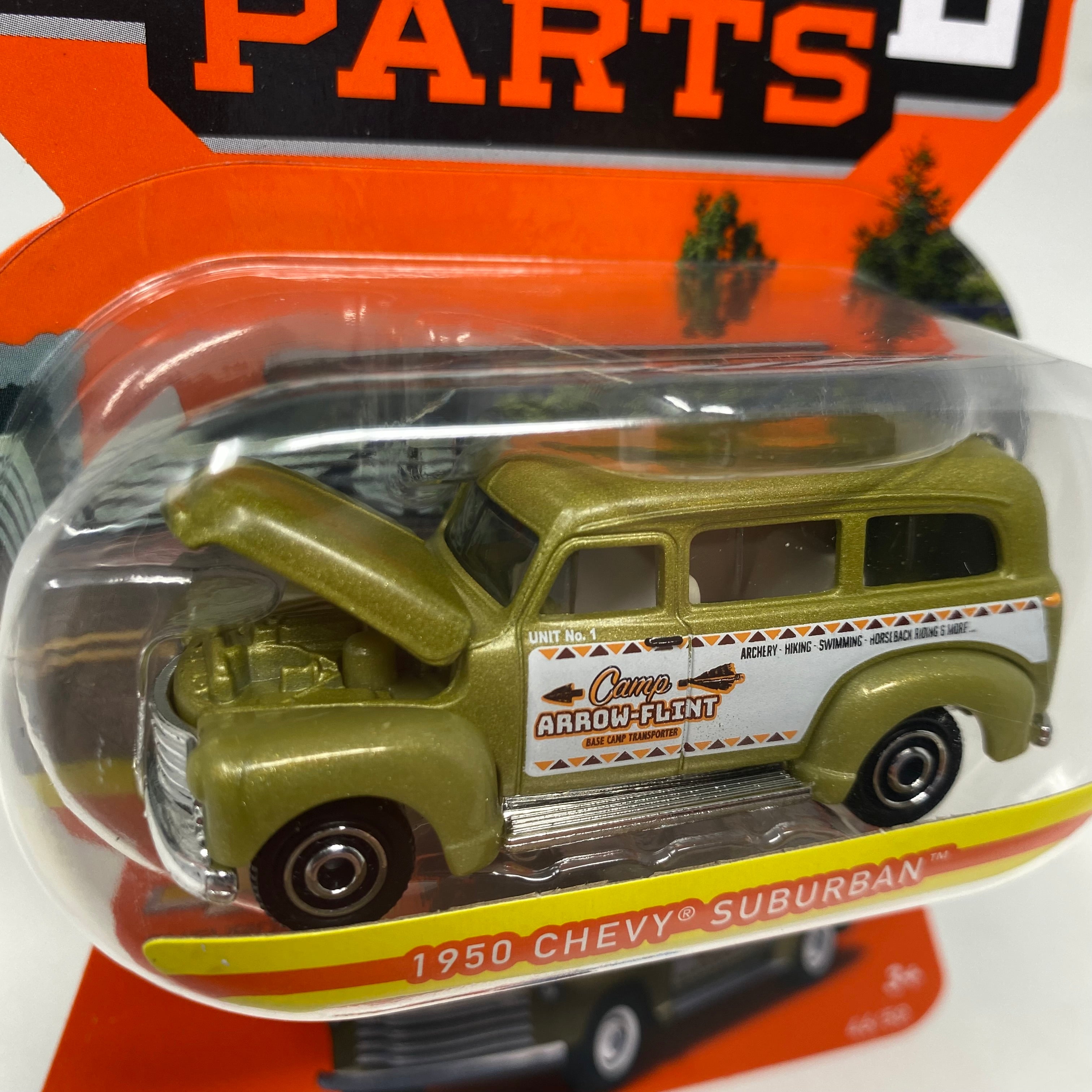 1950 Chevy Suburban * Gold * 2022 Matchbox Moving Parts、mySite、hgirdovlk