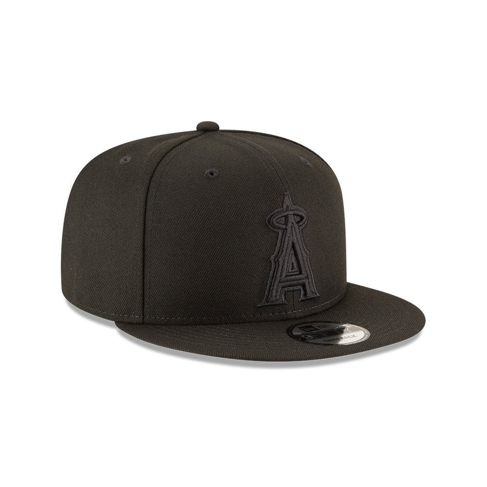 Anaheim Angels New Era Black on Black 9FIFTY Snapback Hat、mySite、vikingsvslions