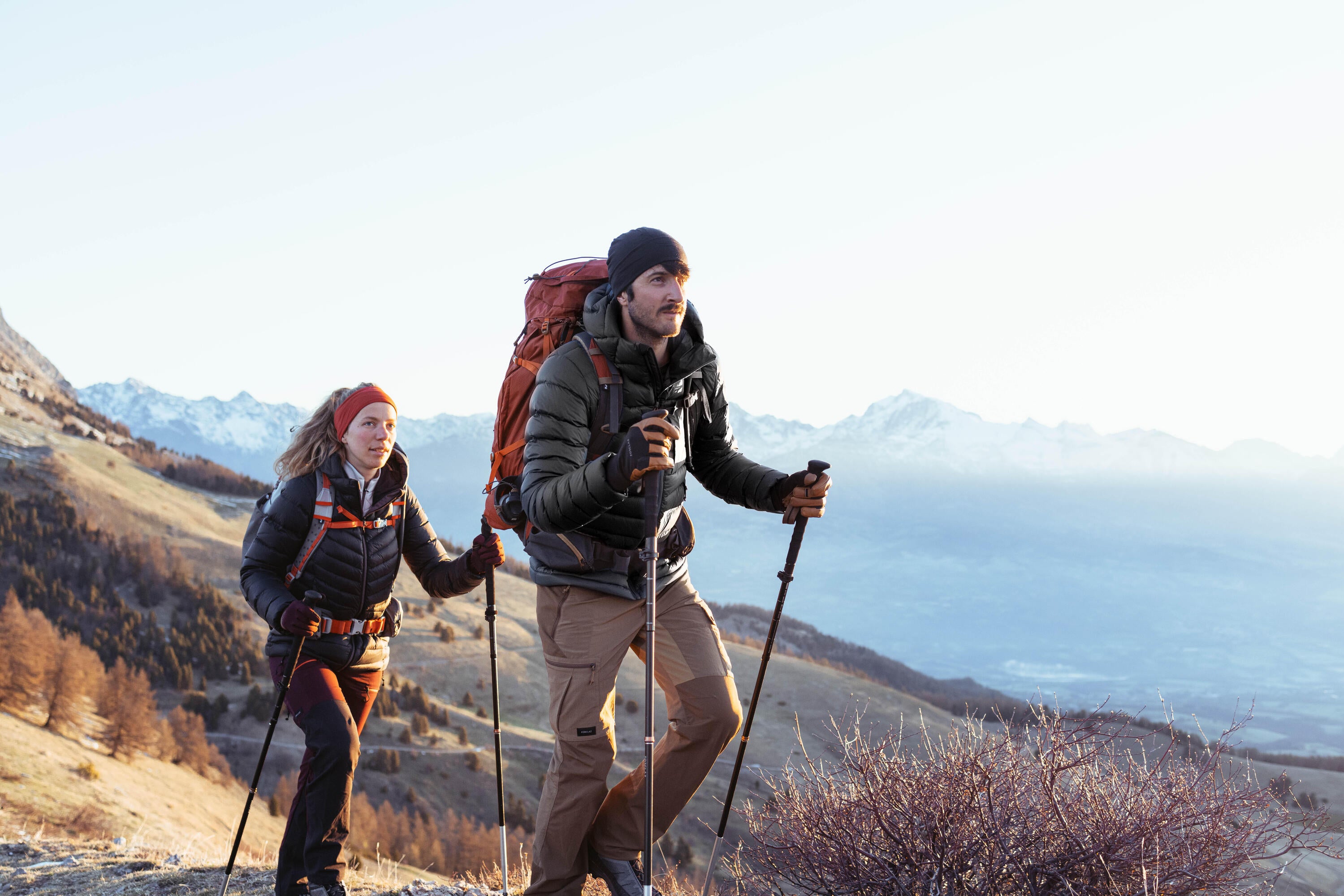 Forclaz Men's mountain and Backpacking padded and hooded jacket - MT500 14°F