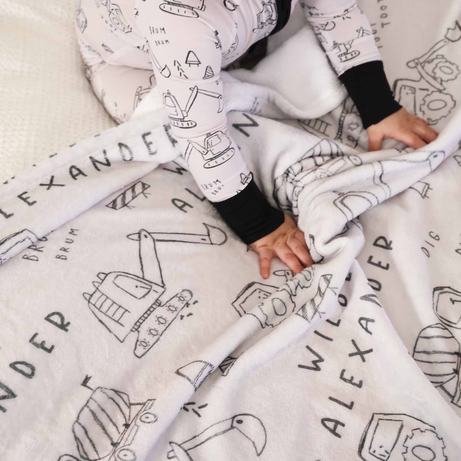  Doodle Dozers Personalized Kids Blanket、mySite、layawaytickets