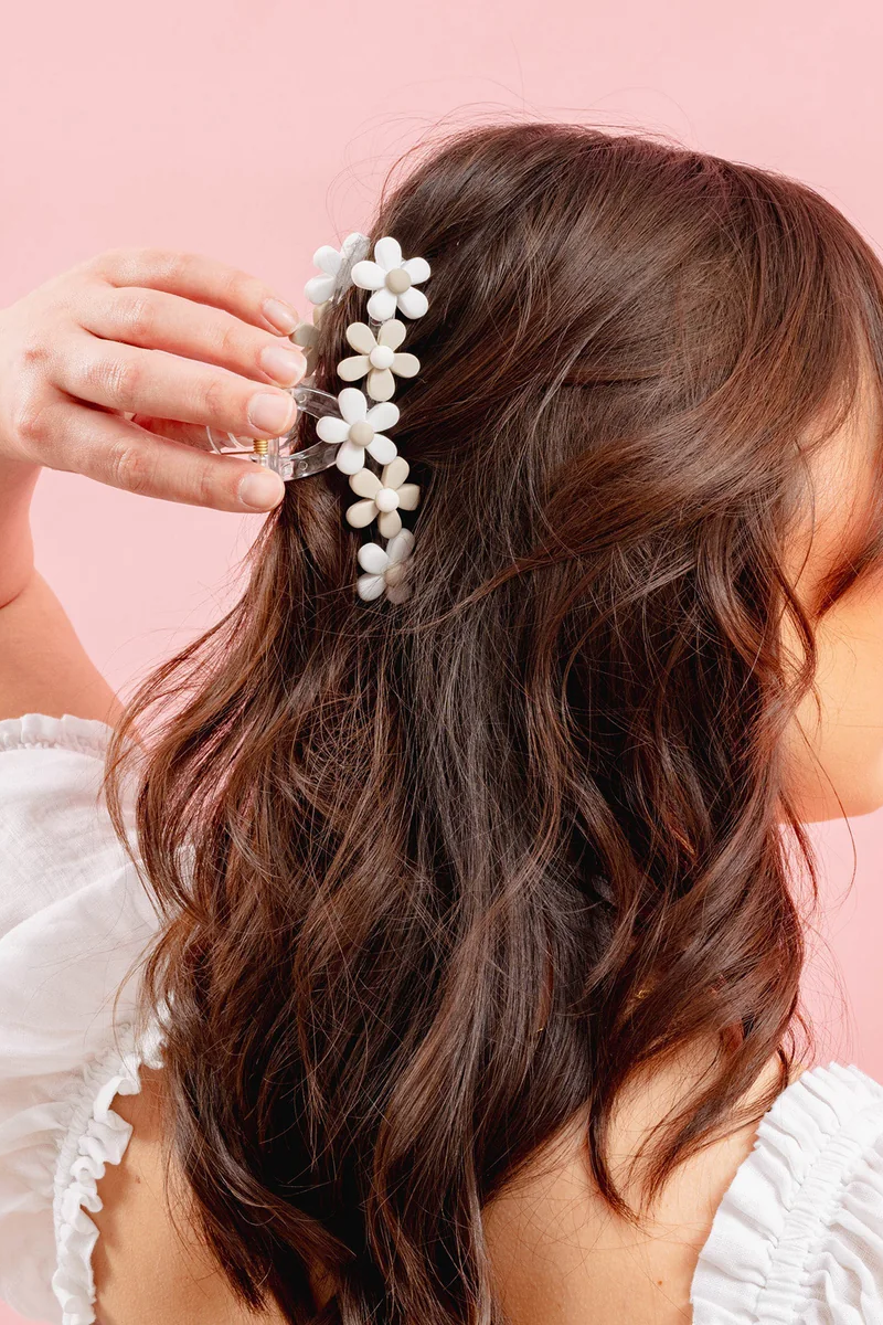 Serene Daisy Claw Clip、mySite、hinf8tx79