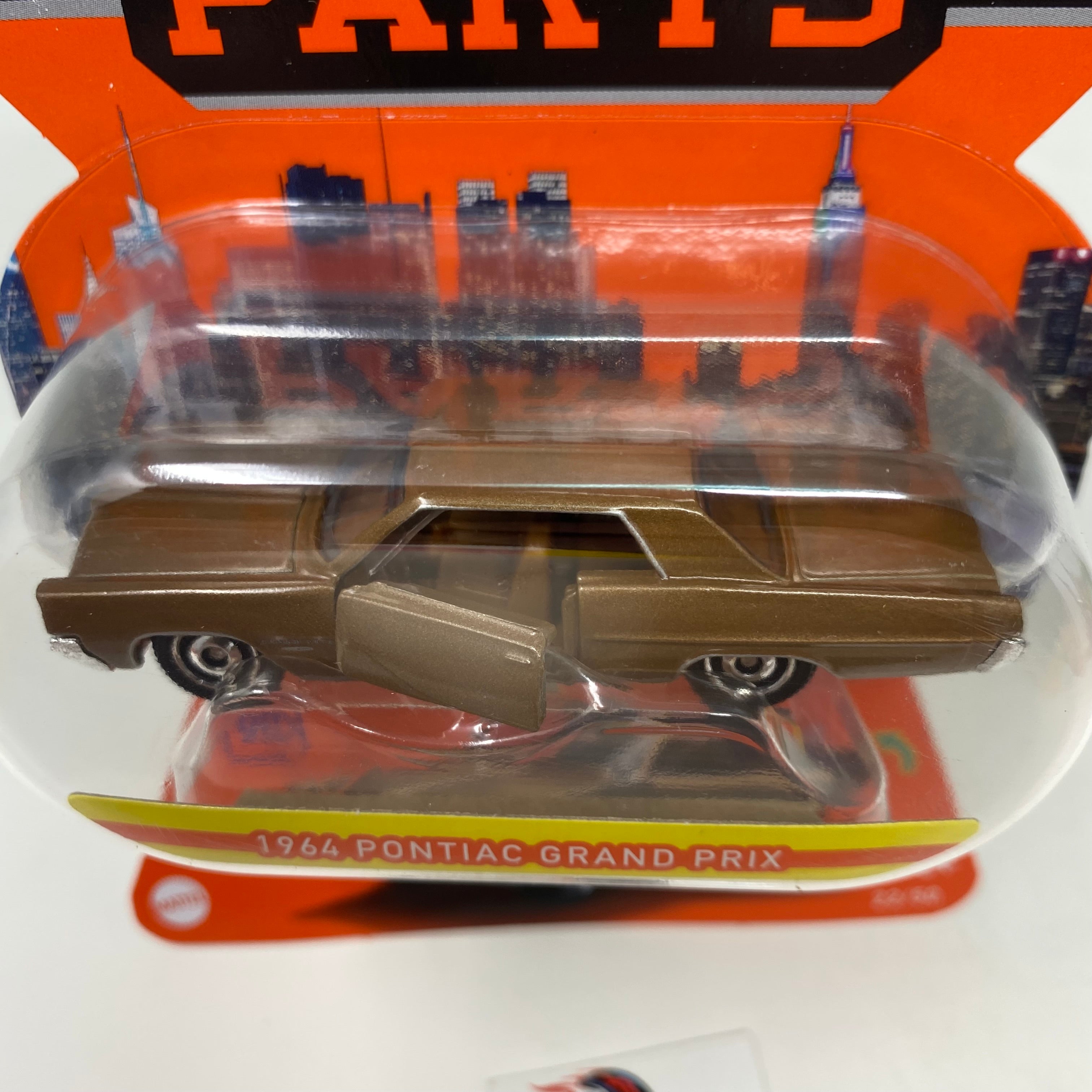 1964 Pontiac Grand Prix * 2022 Matchbox Moving Parts Mix 5 Case E、mySite、hgirdovlk