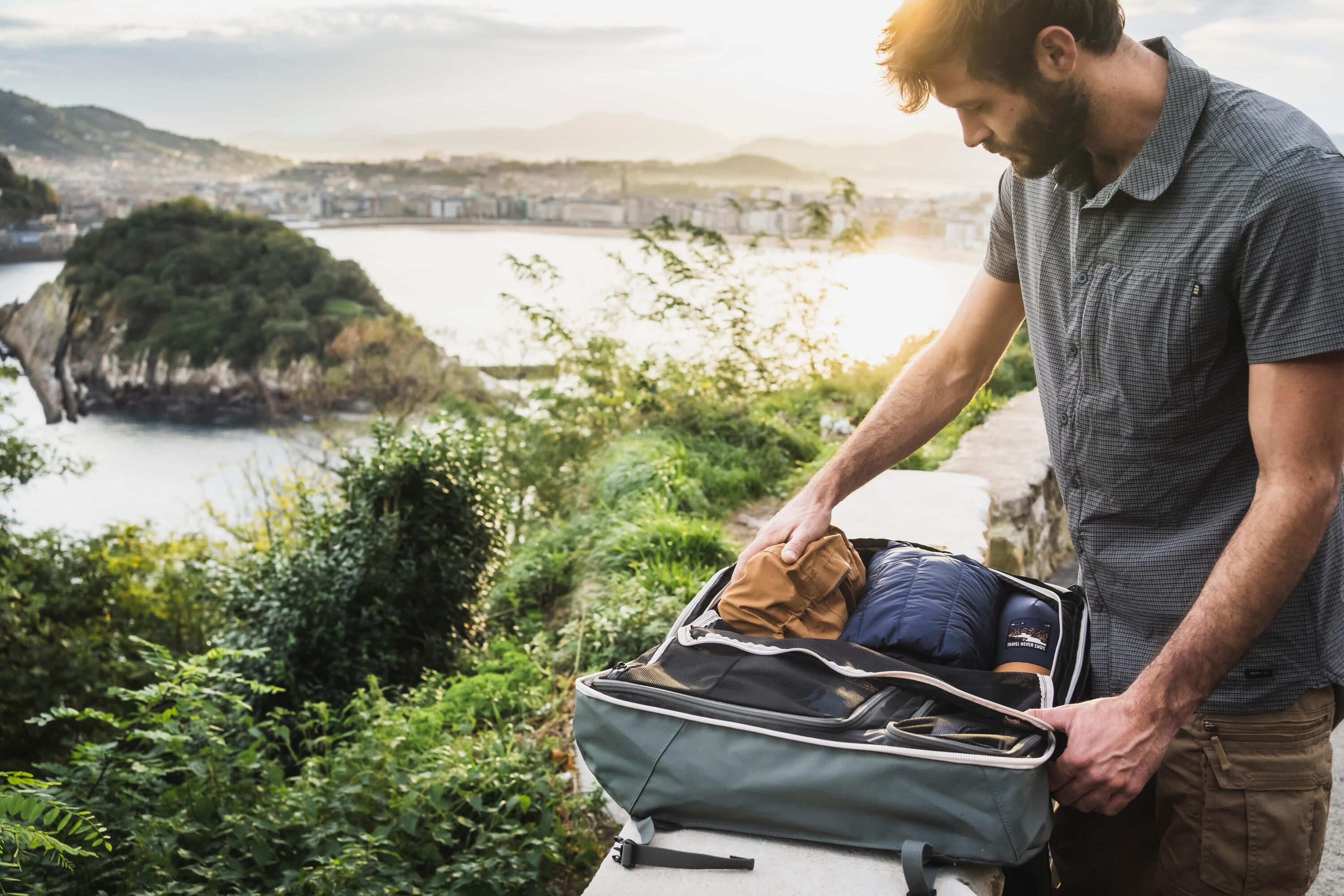 Forclaz Travel 500 Organizer 40 L Backpack、mySite、shForclaz Travel 500 Organizer 40 L Backpack、mySite、glenpowelloop_name