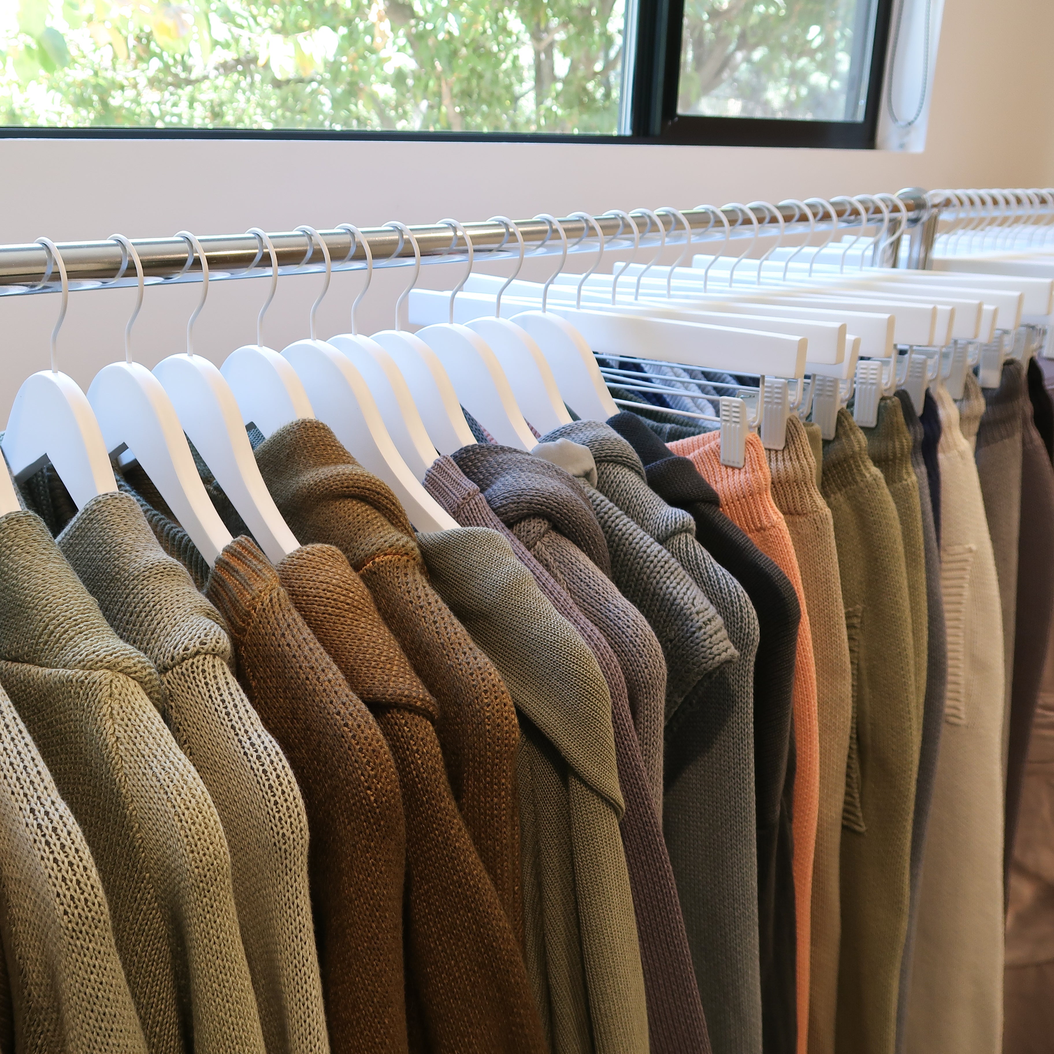 Japandi Pants Hanger、mySite、gigharbornorthrealestate