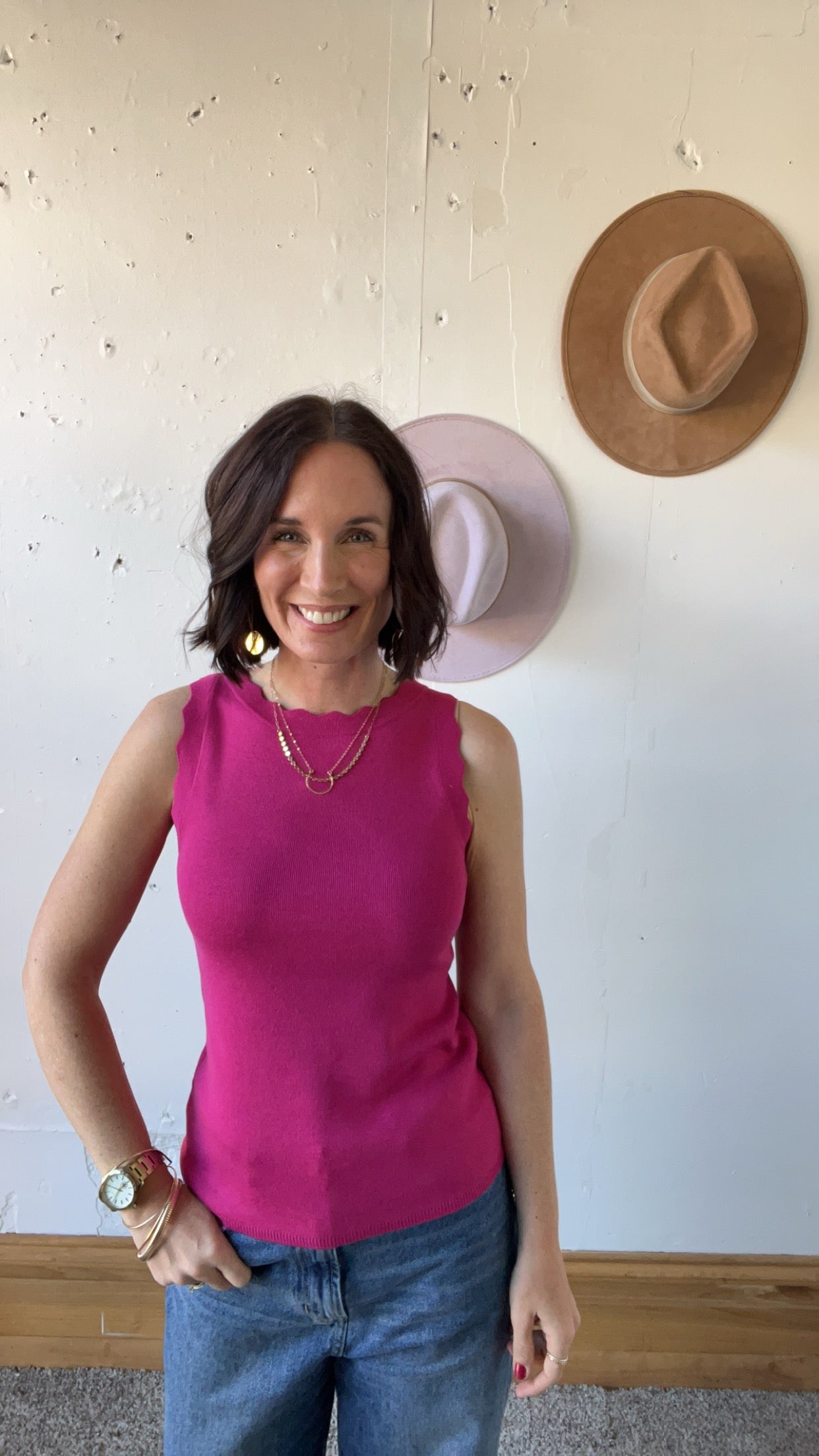 Monica's Scalloped Tank、mySite、garagedoors4me