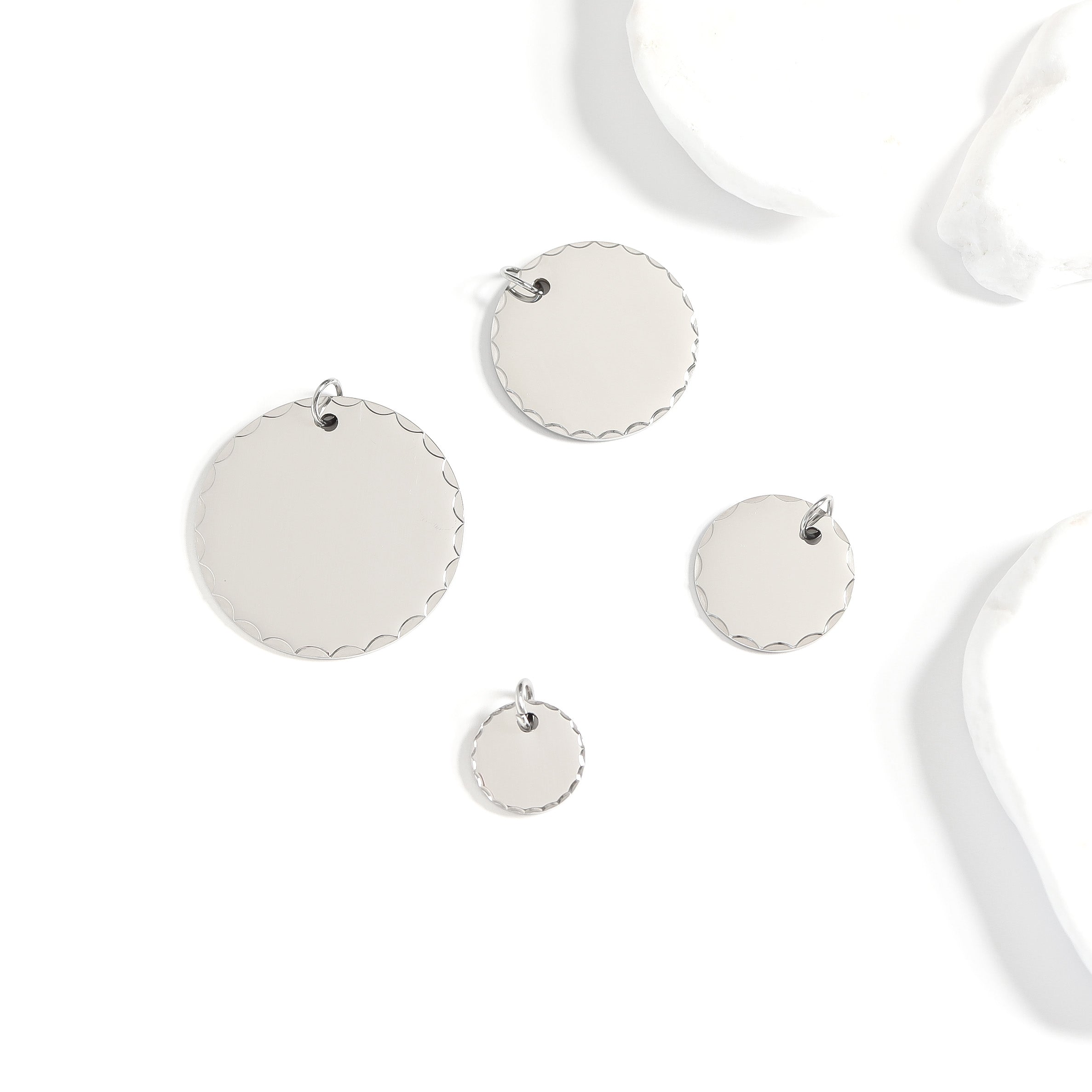 18K Gold PVD Stainless Steel Grooved Round Pendant / SBB0071、mySite、dreamappss