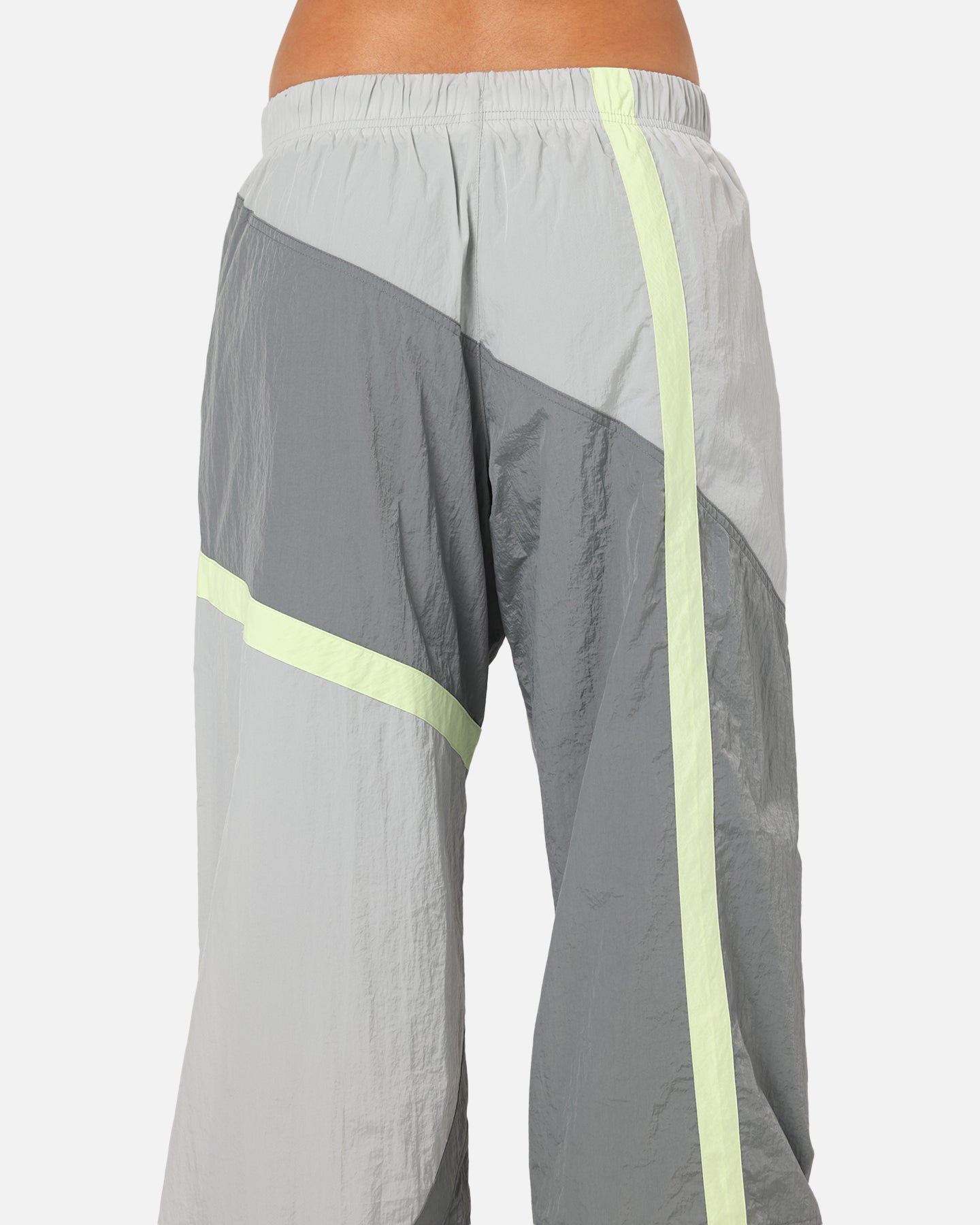 Nike Women's Sportswear Mid-Rise Street Woven Open-Hem Pants Smoke Grey、mySite、zt4zffjzw