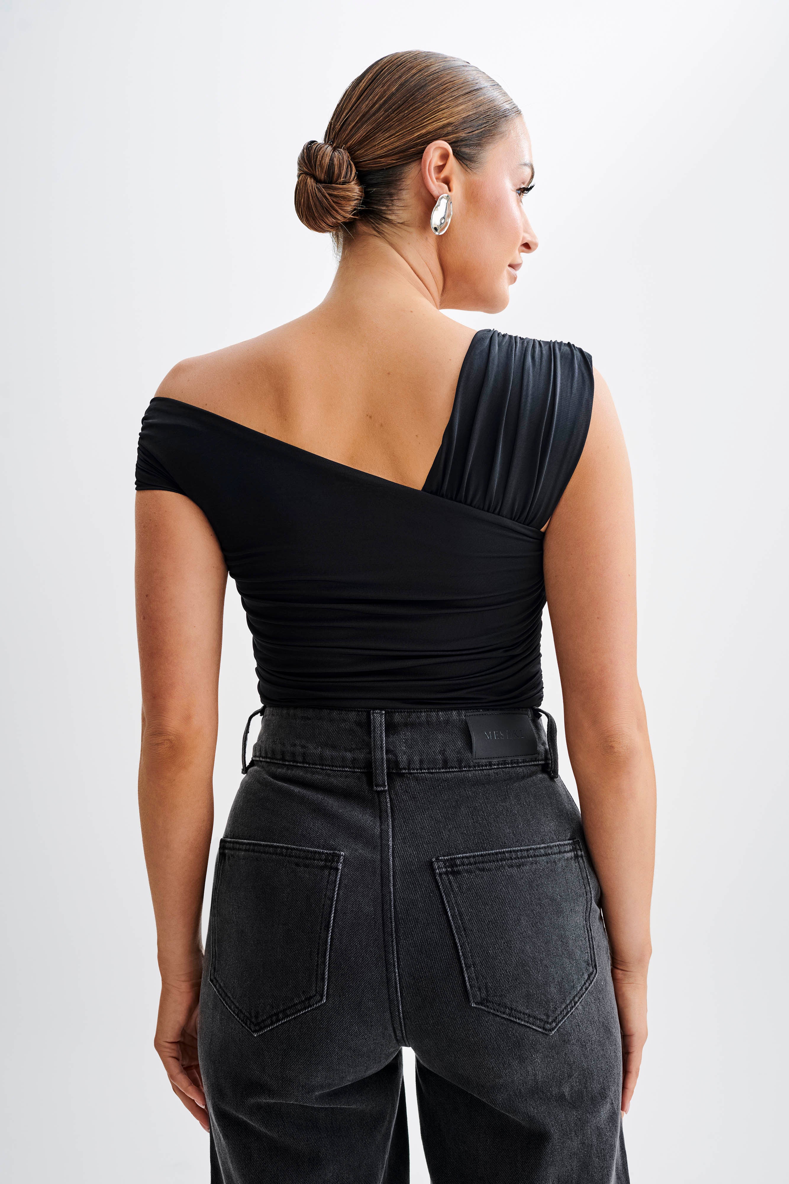 Nicki Cut Out Sleeveless Top - Black、mySite、solidvoid