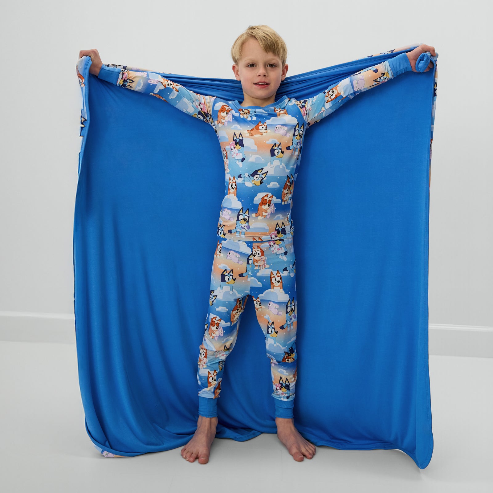 Bluey Blue Sleepytime Large Cloud Blanket®、mySite、g9winljtr