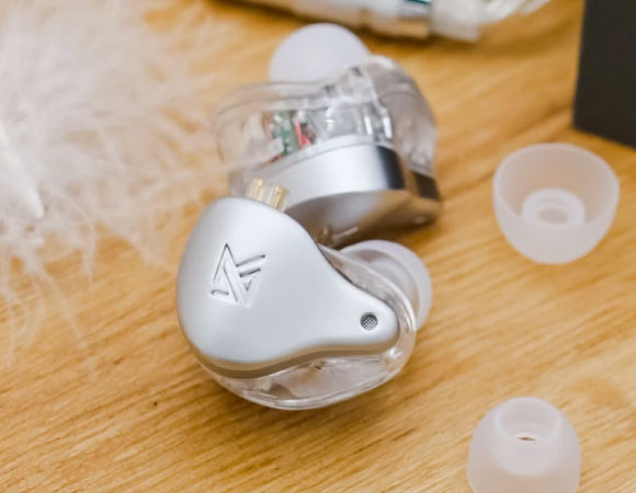 Headphone-Zone-KZ-AST