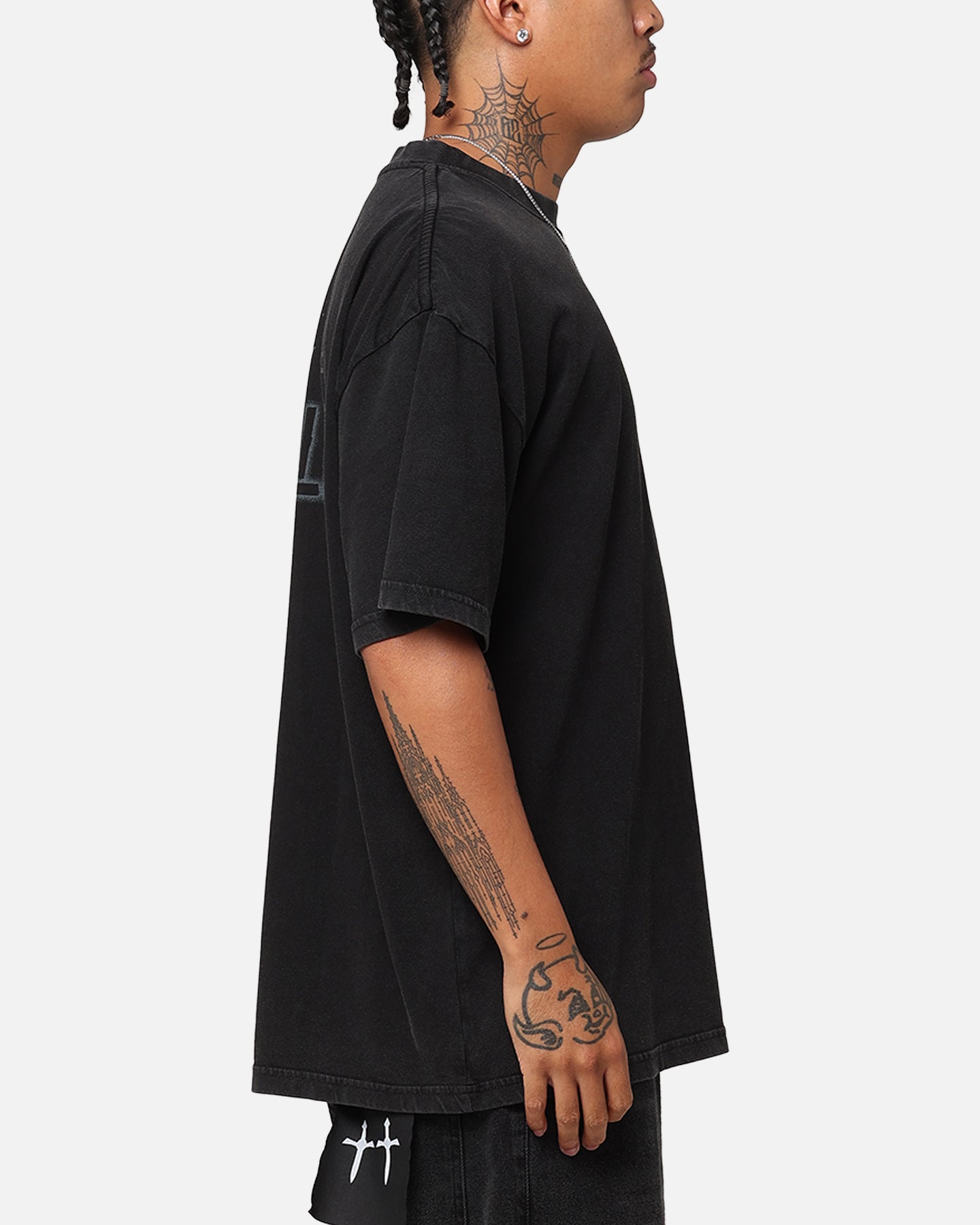 {product_title} - {shop_name}