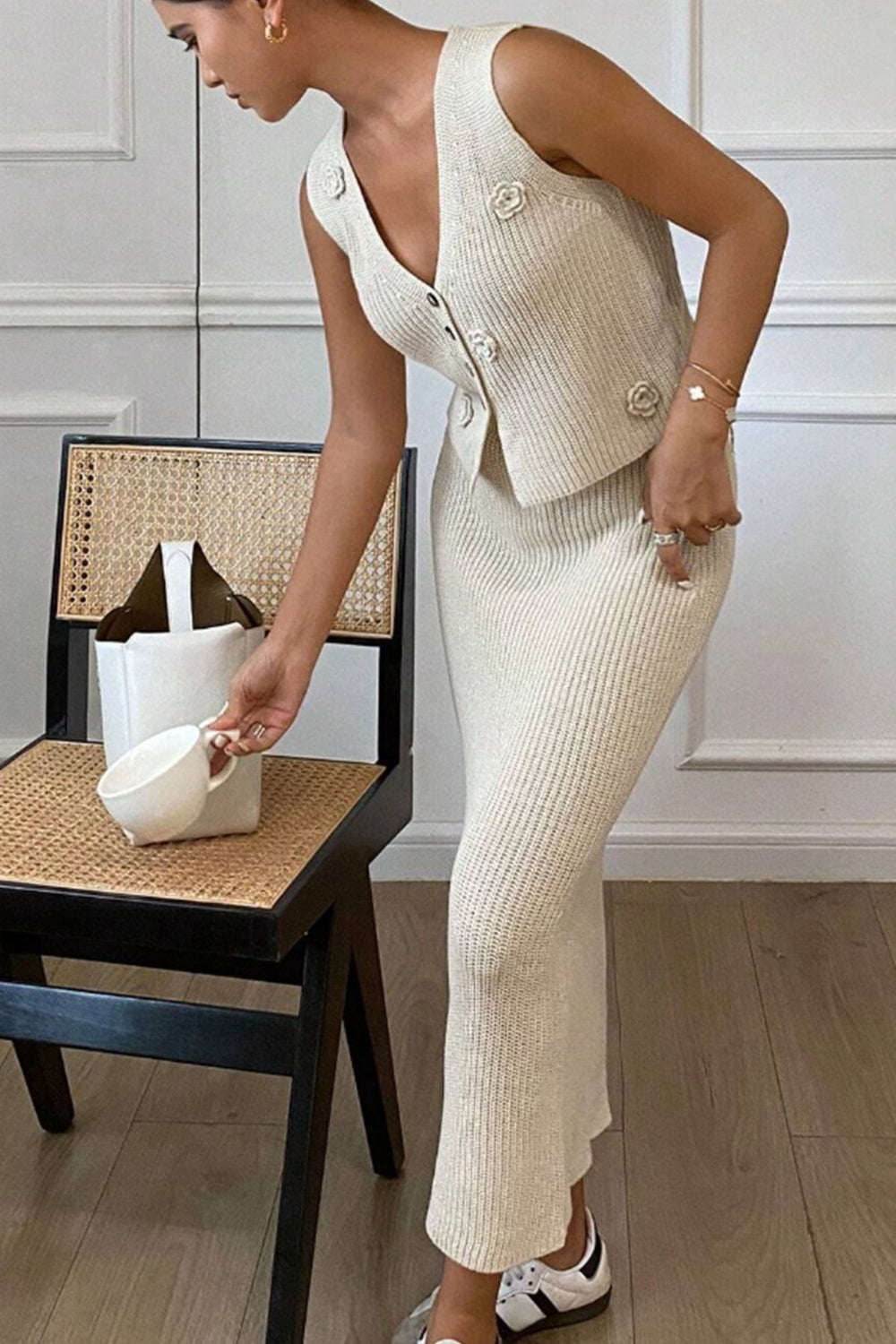  Flower V-Neck Vest and Skirt Sweater Set、mySite、justintrudeaud