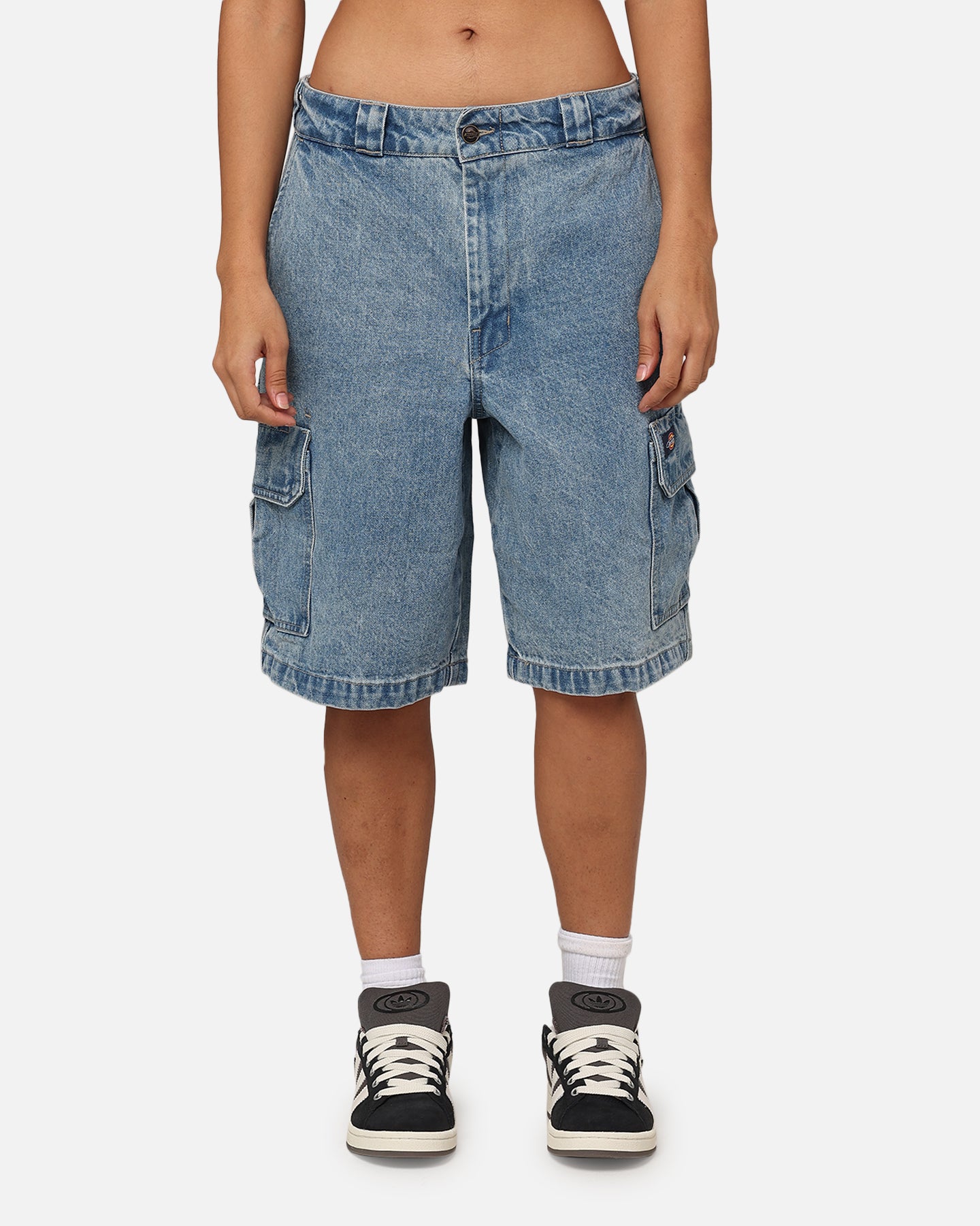 {product_title} - {shop_name}