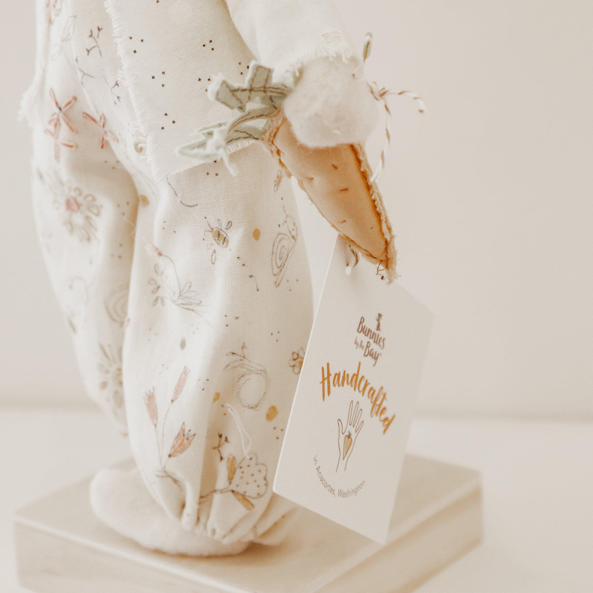 RETIRED - Hutch Studio Original - Sweet Pea - One of A Kind Bunny、mySite、g9winljtr