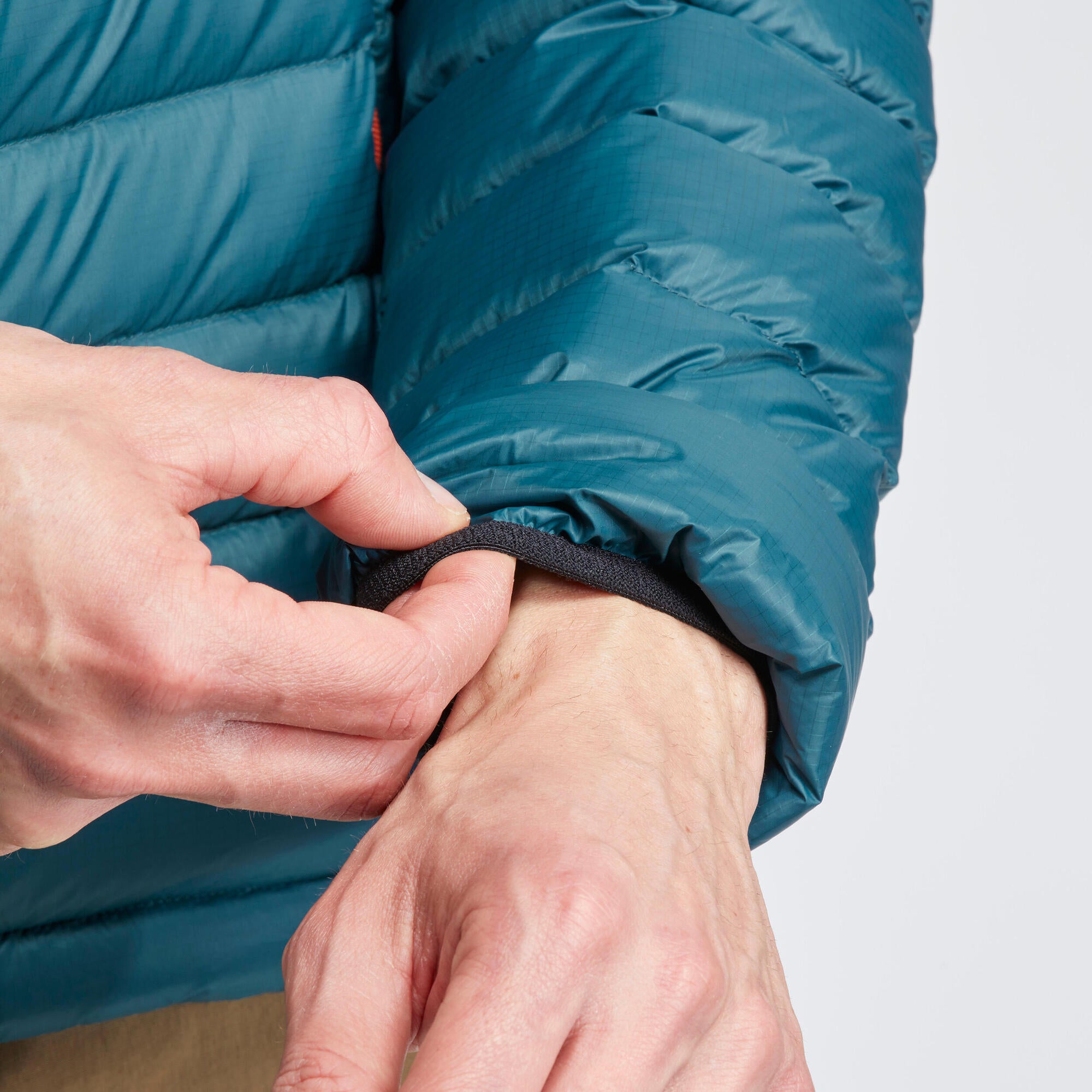 Forclaz Men's mountain and Backpacking padded and hooded jacket - MT500 14°F