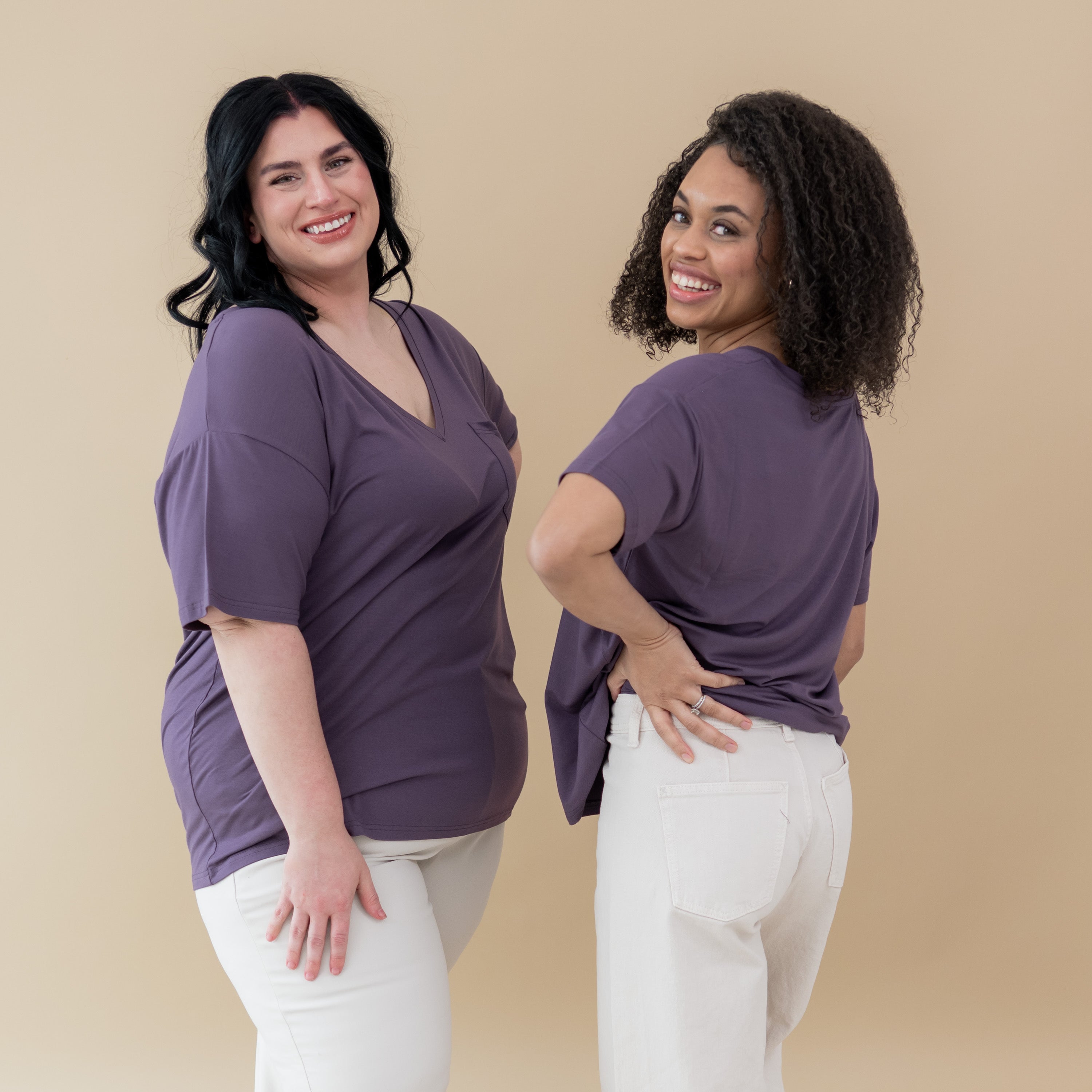  Women’s Relaxed Fit V-Neck in Currant、mySite、layawaytickets