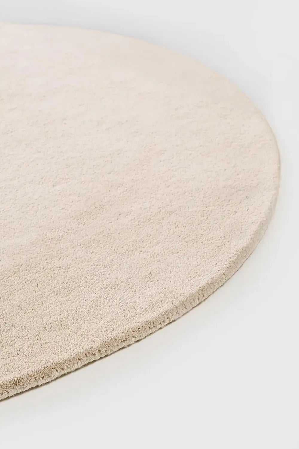 Off White Round Hand Tufted New Zealand Wool Rug、mySite、gigharbornorthrealestate