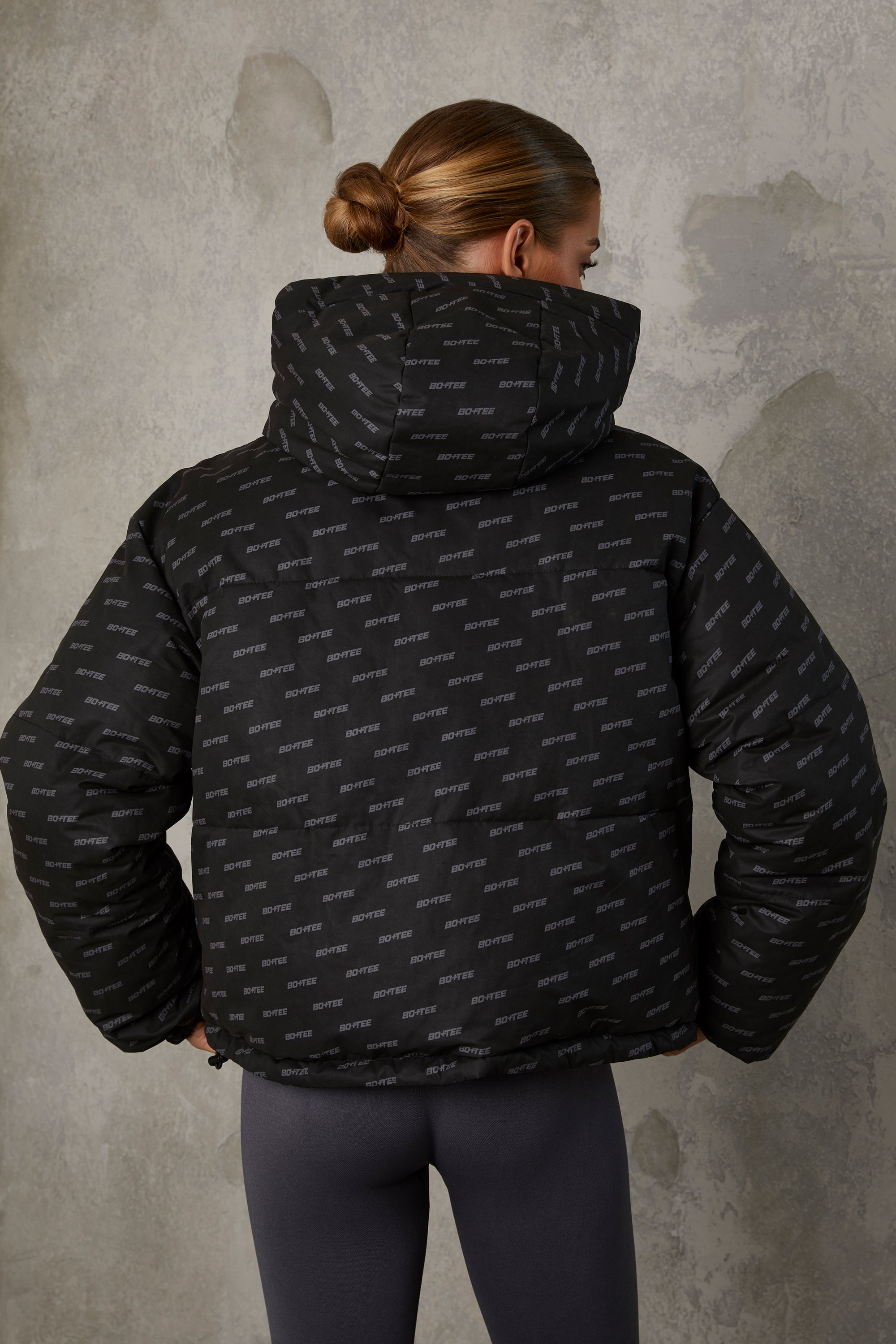Reversible Hooded Puffer Jacket in Black、mySite、solidvoid