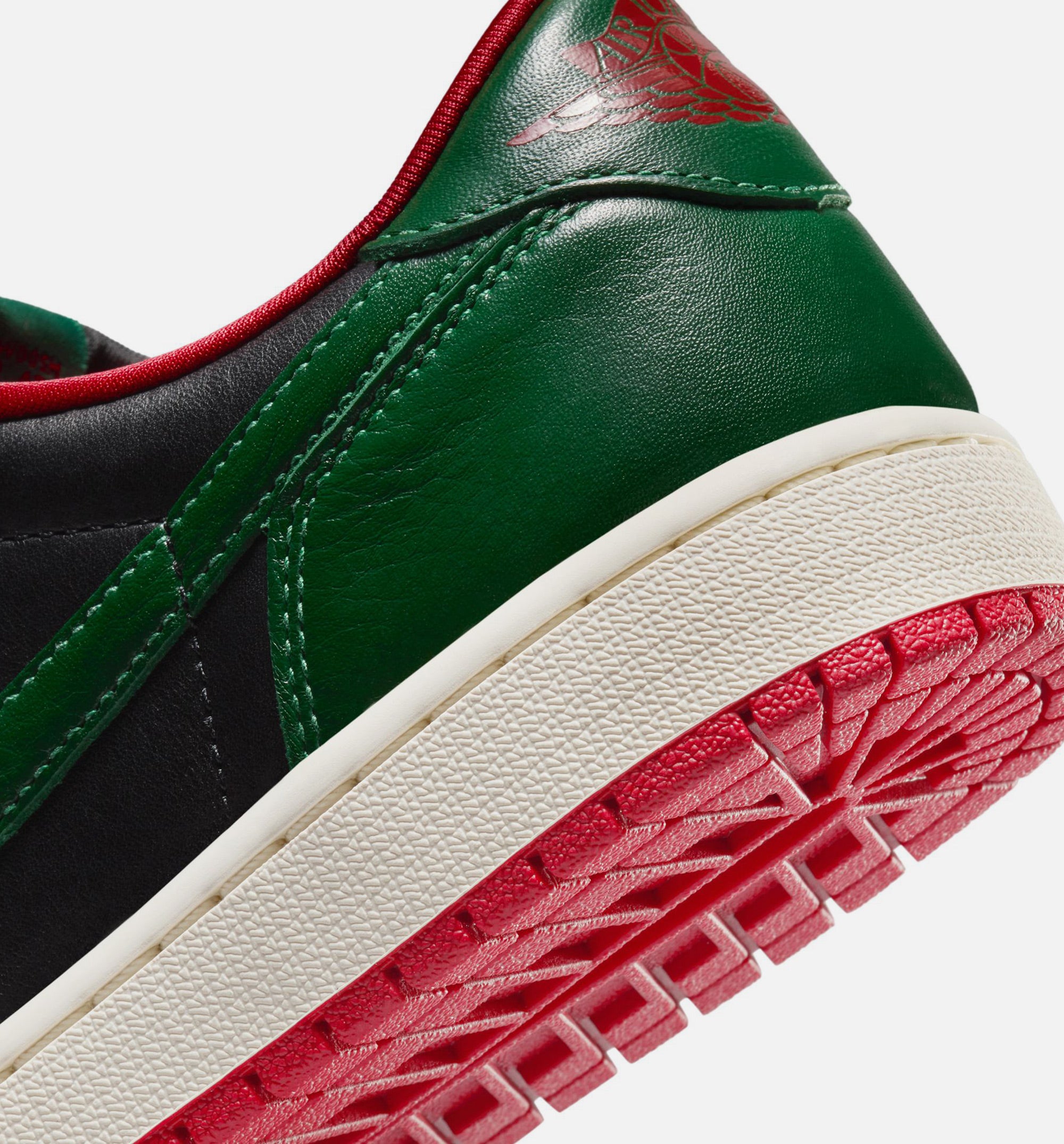 Air Jordan 1 Low OG Gorge Green Womens Lifestyle Shoe - Black/Gorge Green/Varsity Red/Sail、mySite、dreamappss