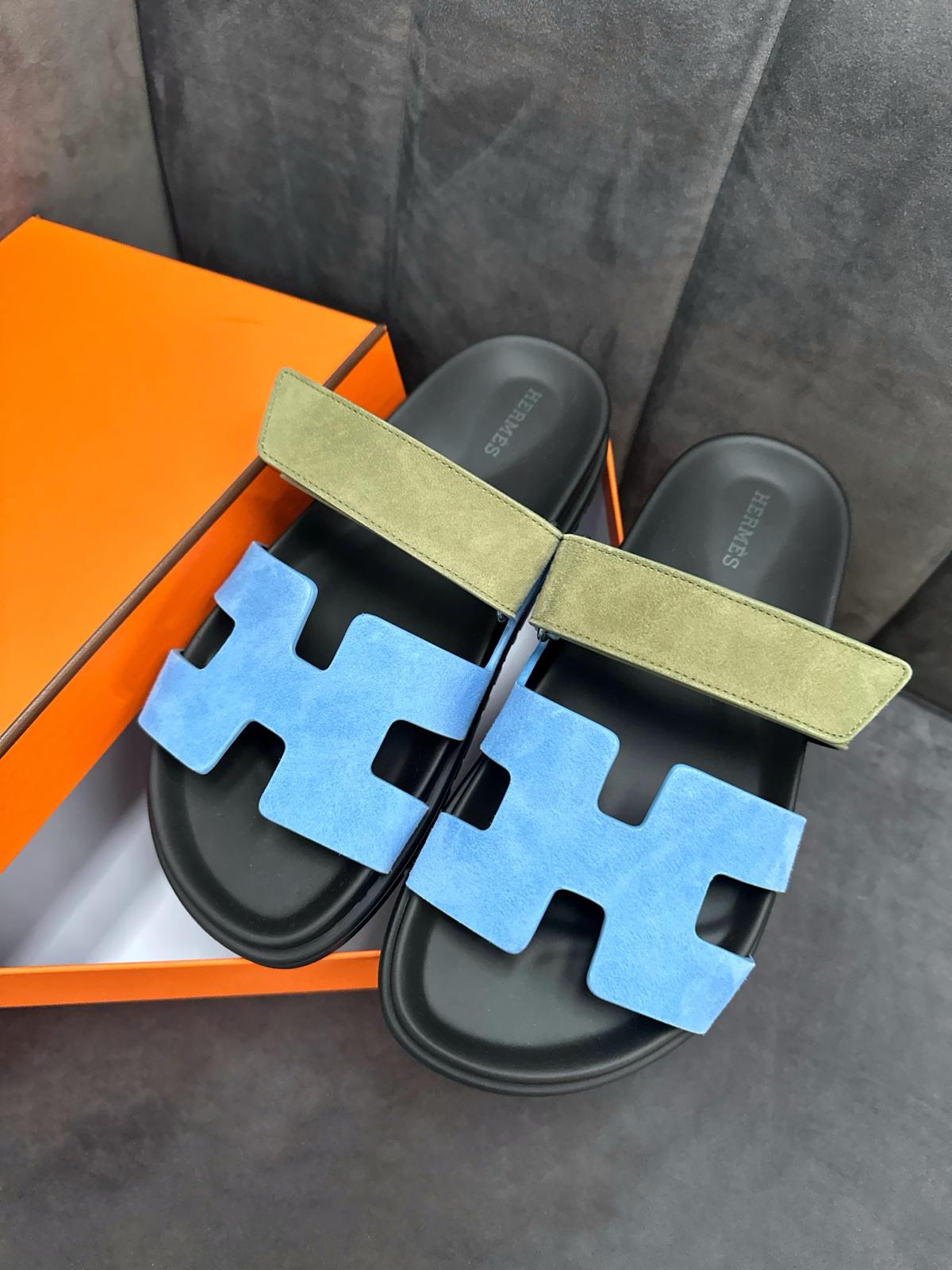 Hermès Chypre Suede Sandals (Bleu Cameo / Vert Céladon)、mySite、garminoutage.com