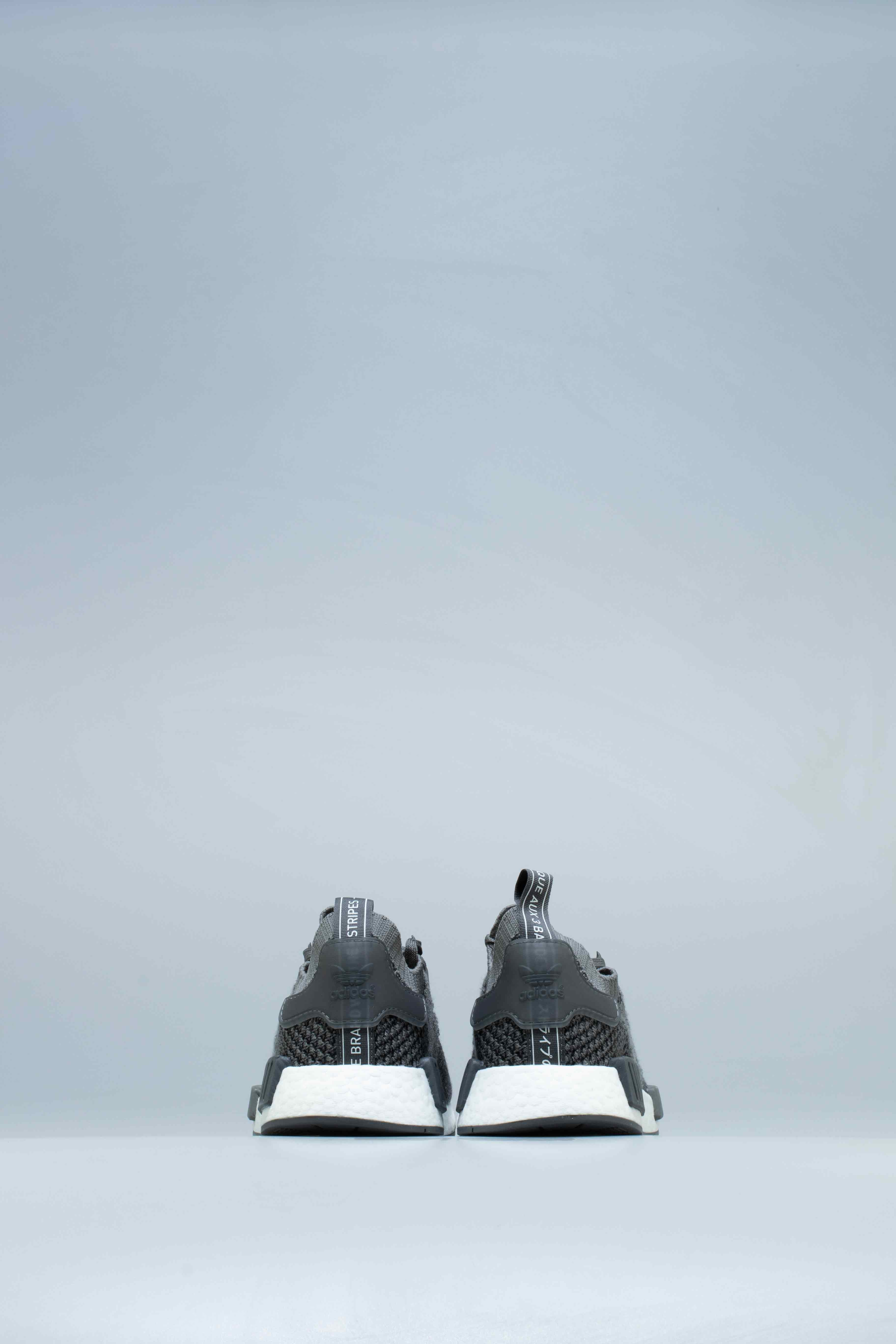 NMD R1 Pk Mens Shoe - Ash/Ash/Grey Five、mySite、dreamappss