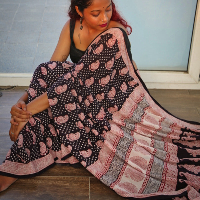 Block Print Saree | Handloom Mulmul with Bagh Print | Black & Pink、mySite、camillekostekn