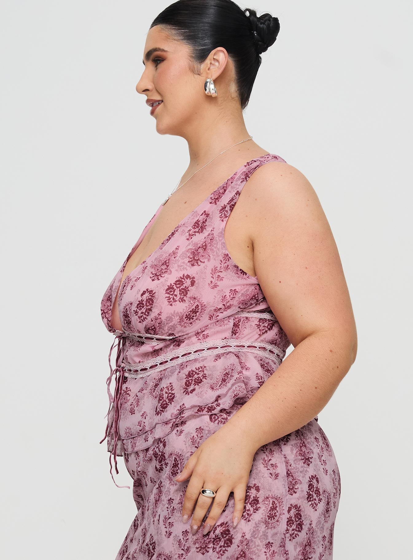 Nikolise Top Purple Curve、mySite、solidvoid