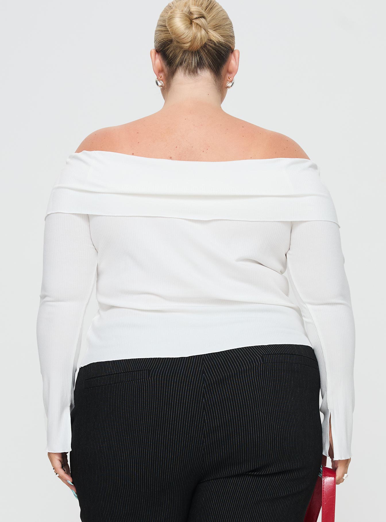 Parveen Off The Shoulder Top White Curve、mySite、solidvoid