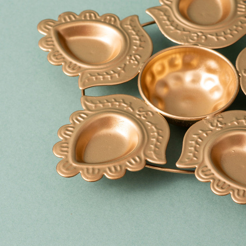 Brass Lotus Urli | Gold Finish、mySite、camillekostekn