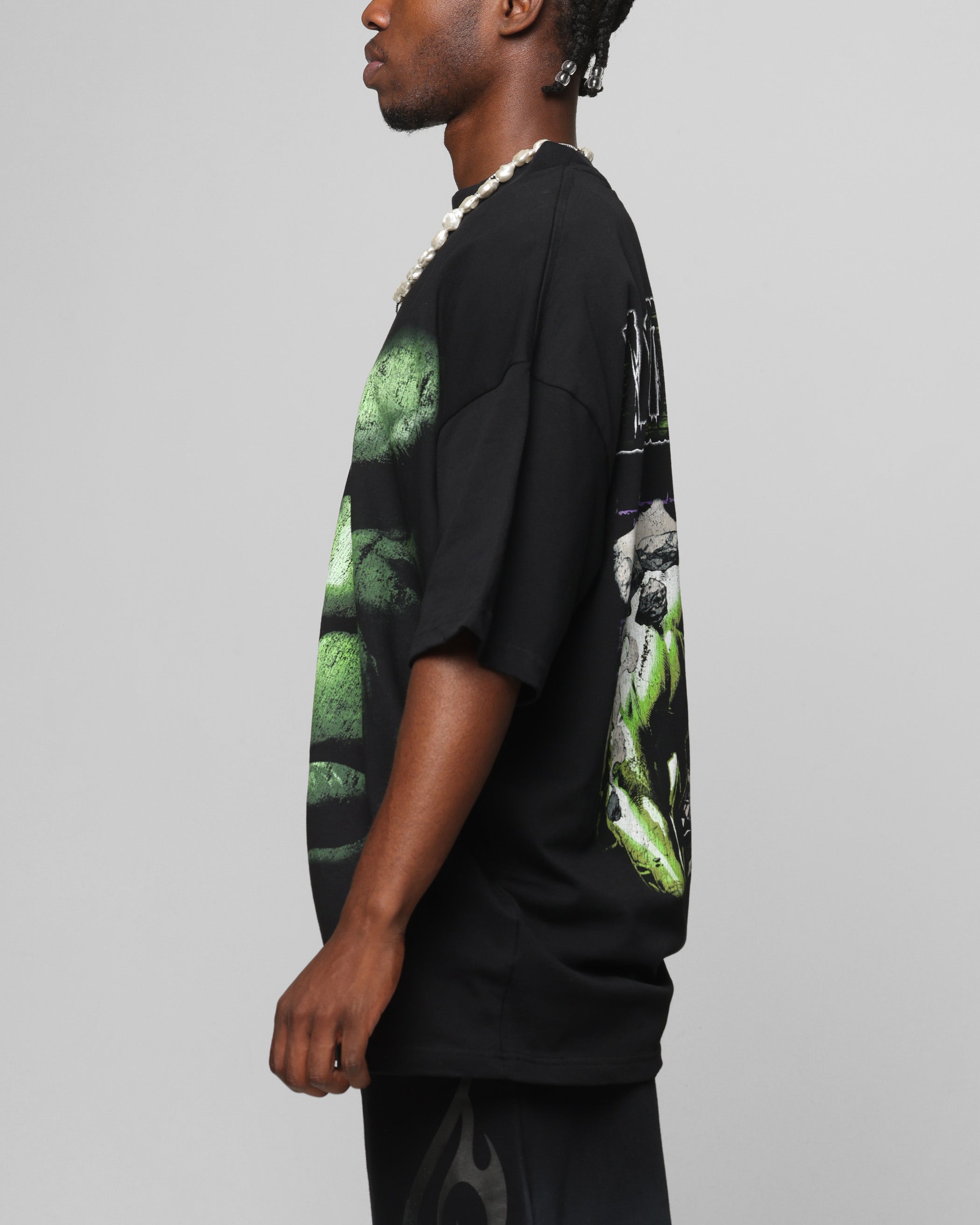 {product_title} - {shop_name}