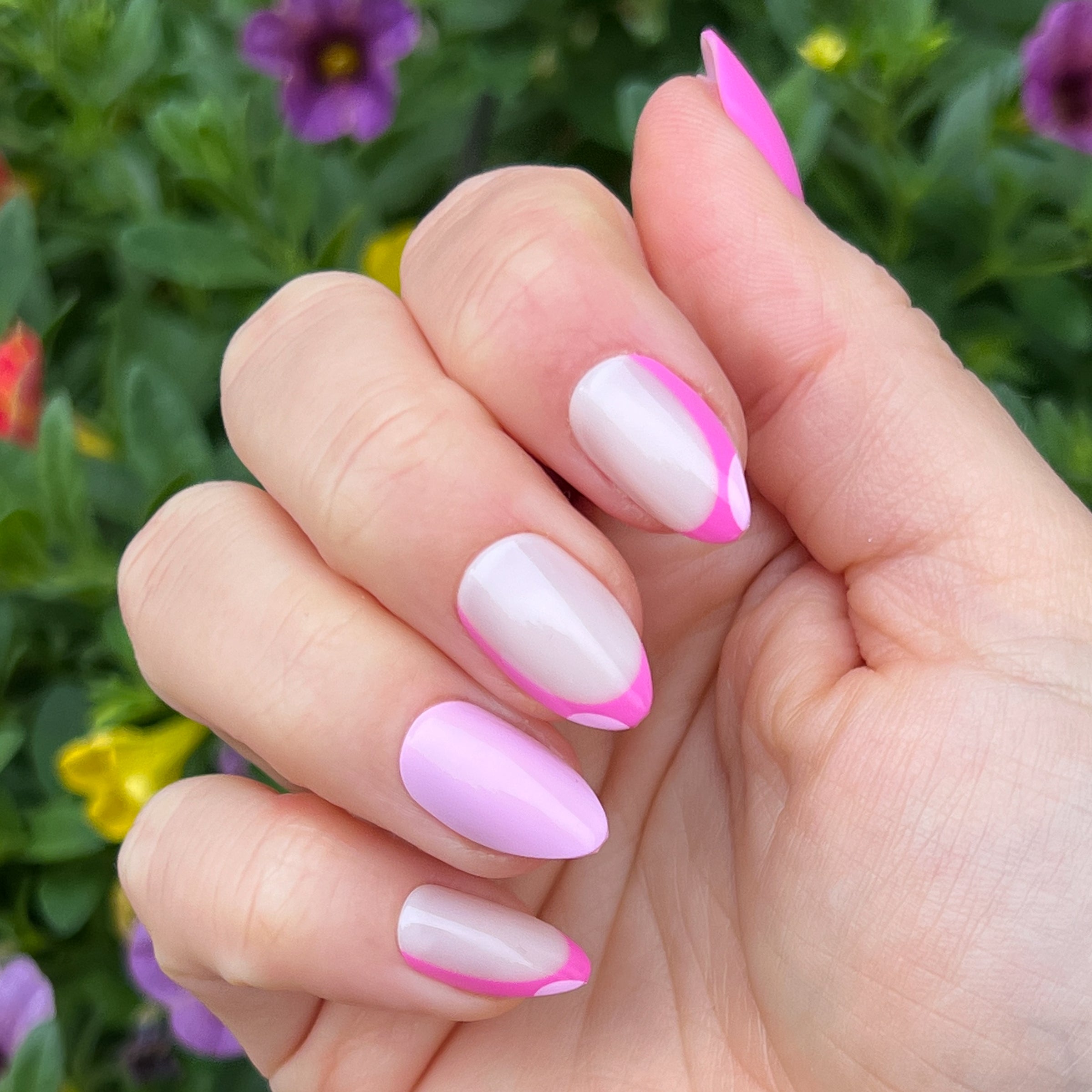 Pink Party French - Press-On | Medium | Almond、mySite、solidvoid