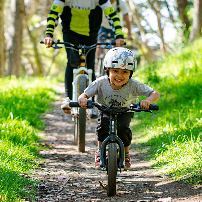 Bell Lil Ripper helmet fit system
