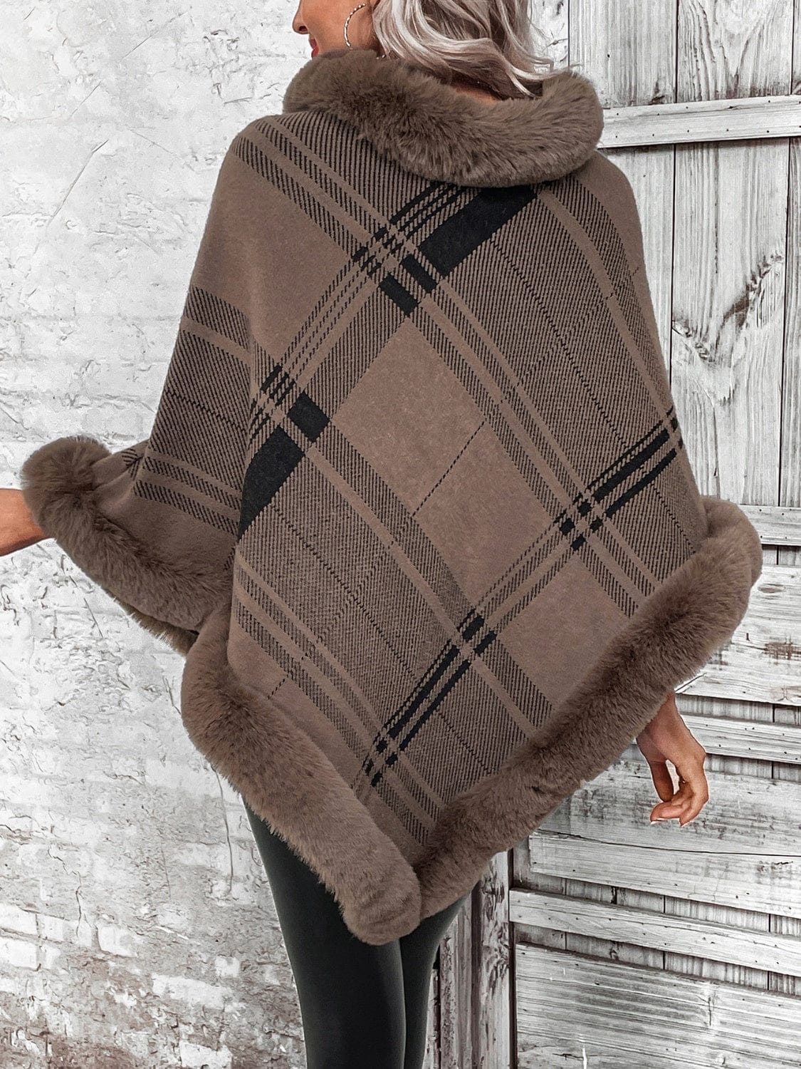 Plaid Faux Fur Trim Poncho、mySite、g9winljtr