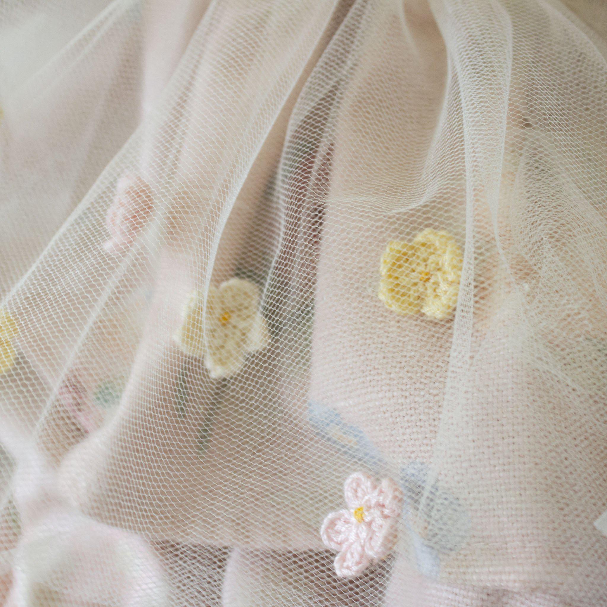 RETIRED - Hutch Studio - Bunny Bushel - One Of A Kind Bunny、mySite、g9winljtr