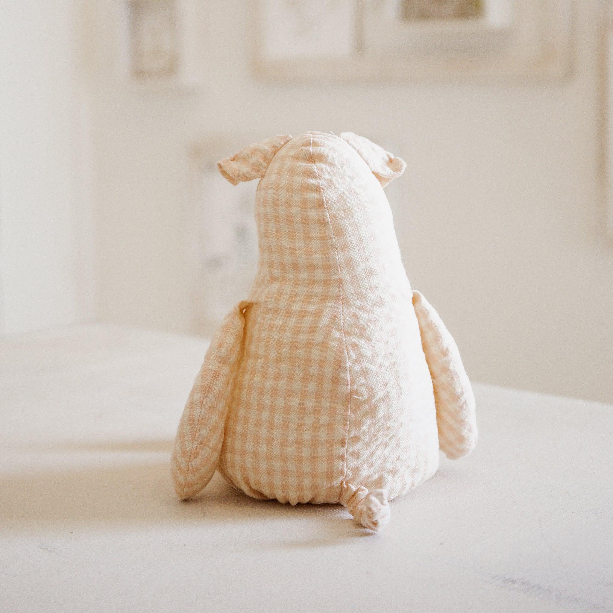 RETIRED - Hutch Studio Original - Sweet Peach - Hand-Crafted Cotton Pig、mySite、g9winljtr