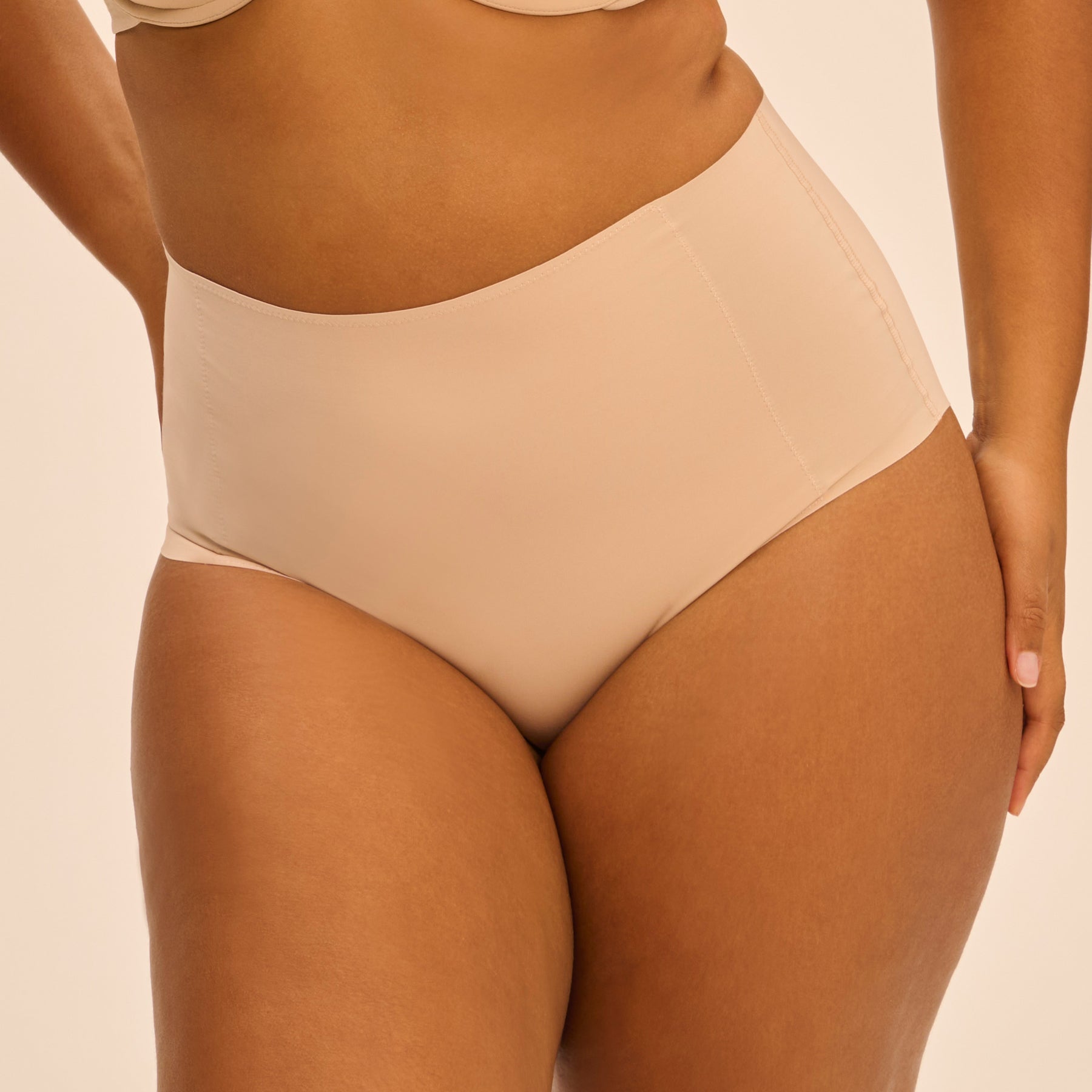  Simone Pérèle Story Control Full Brief、mySite、justintrudeaud