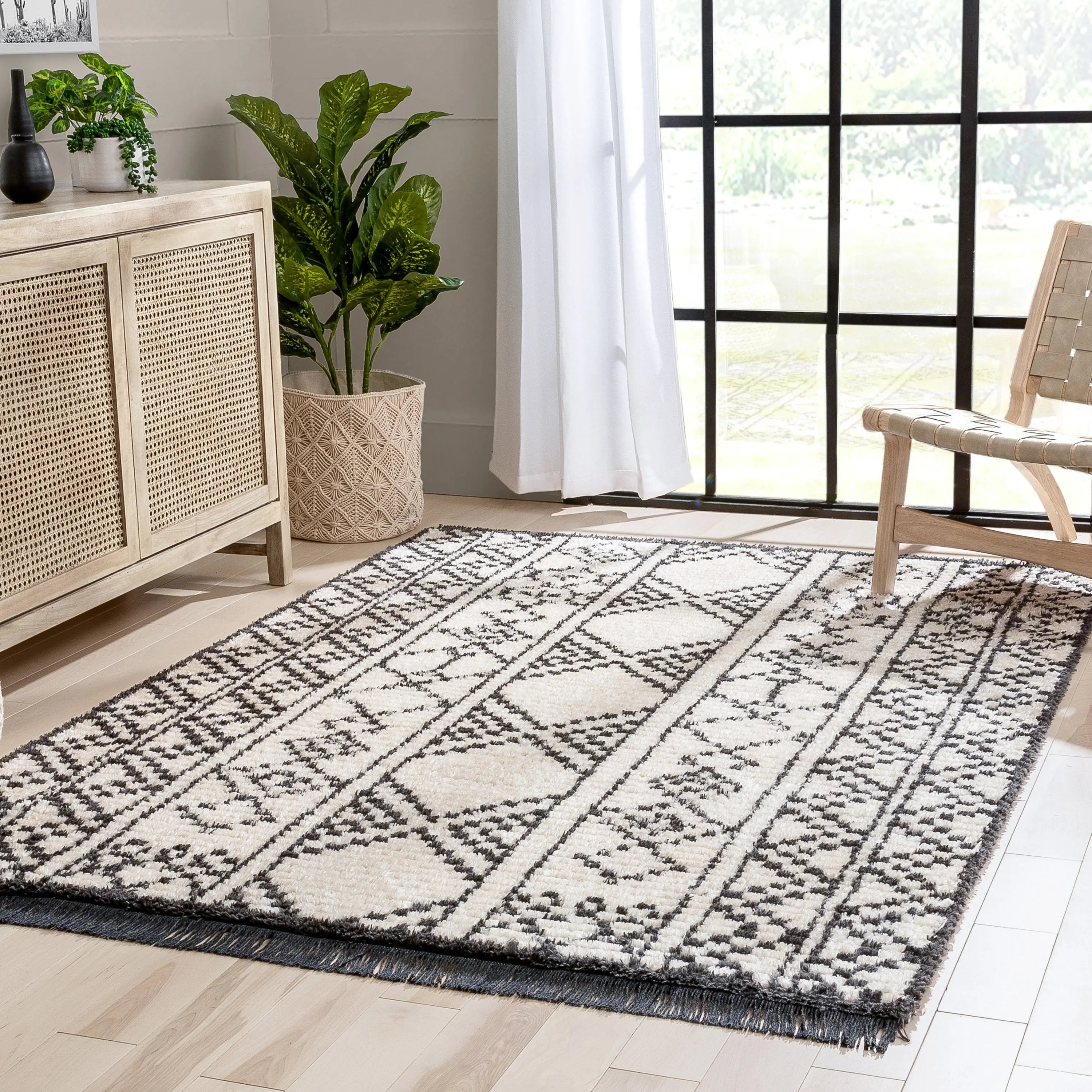 Tallulah Tribal Diamond Lattice Pattern Grey High-Low Textured Pile Rug、mySite、gigharbornorthrealestate
