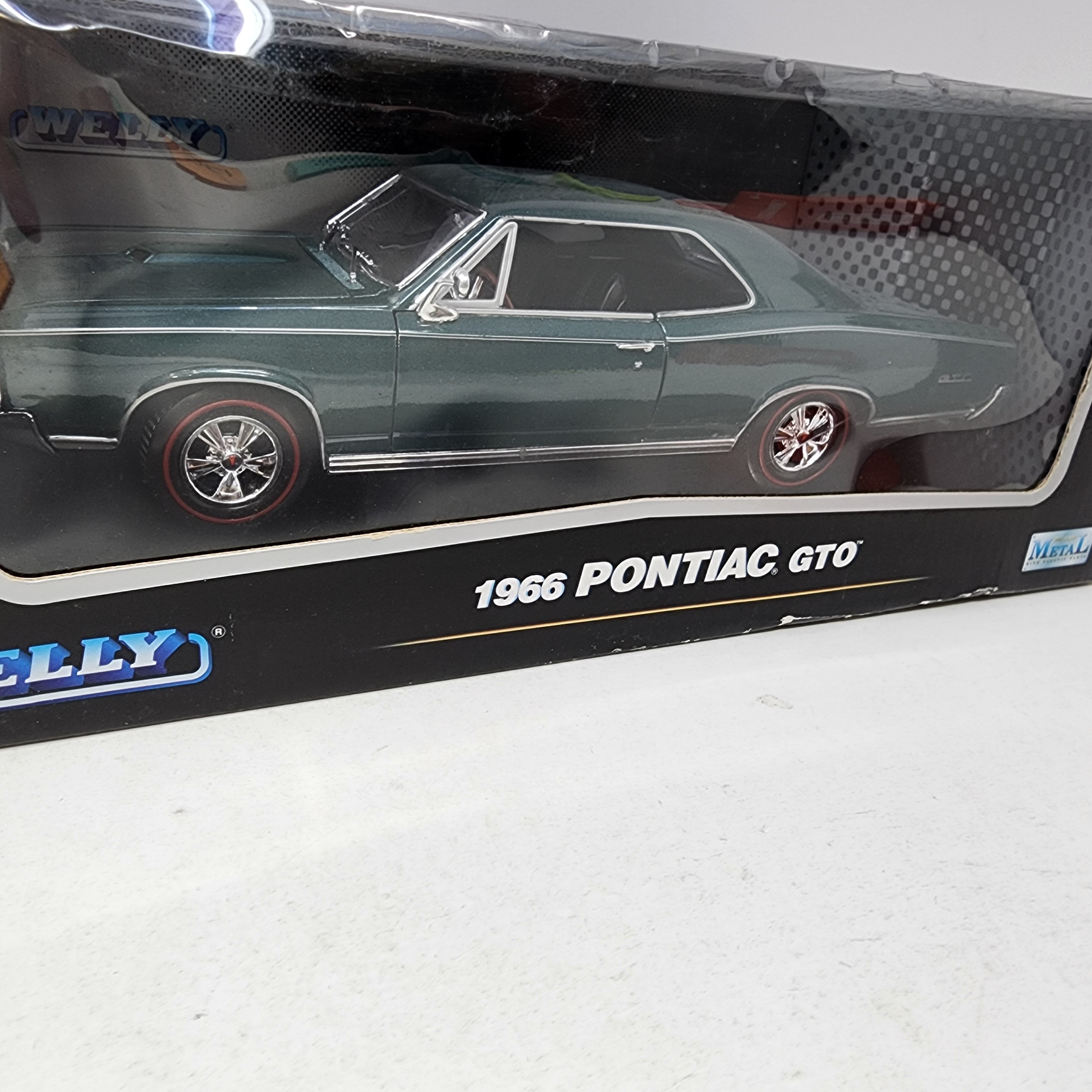 1966 Pontiac GTO * Welly Collectibles 1/18 Scale、mySite、hgirdovlk