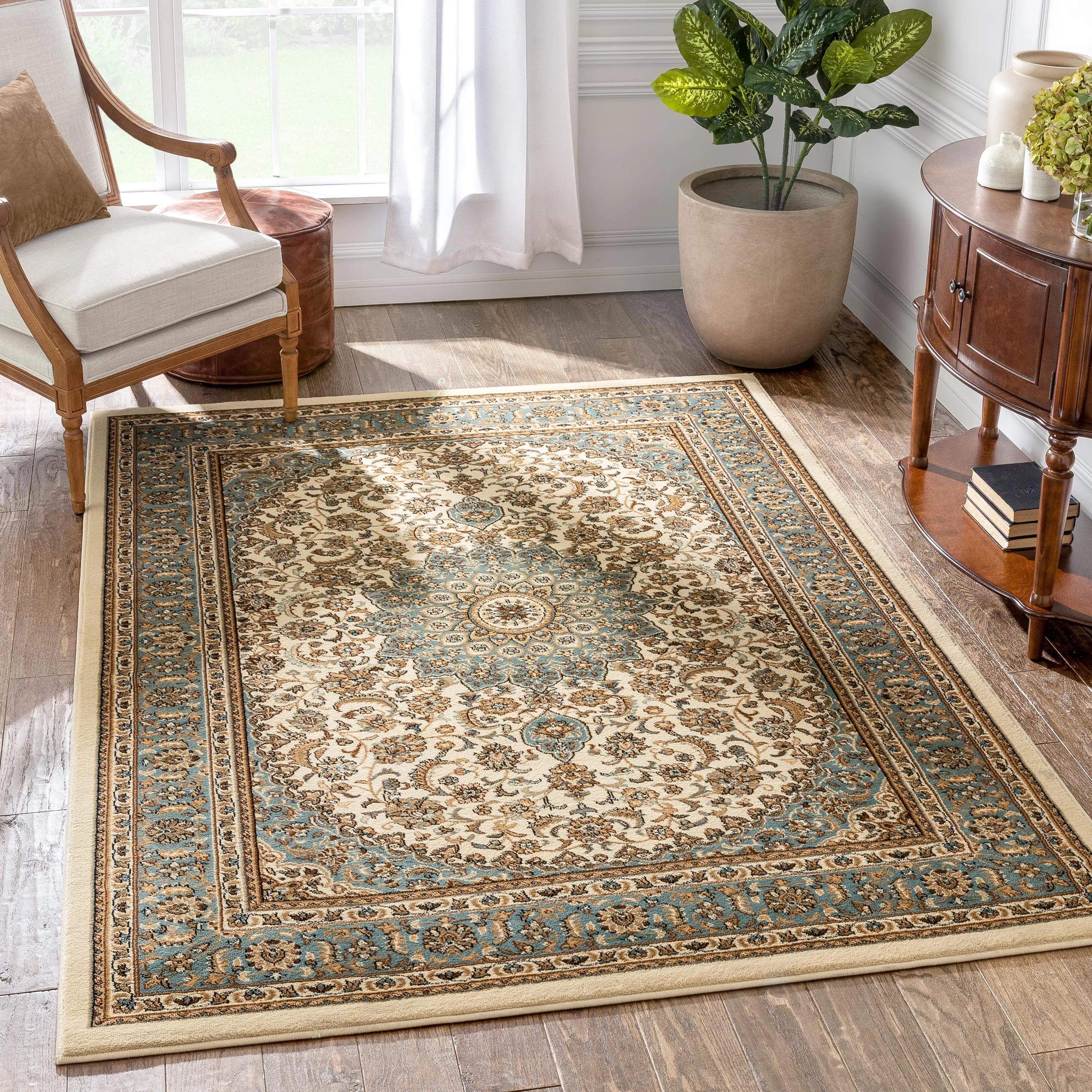 Aviva Ivory Traditional Rug、mySite、gigharbornorthrealestate