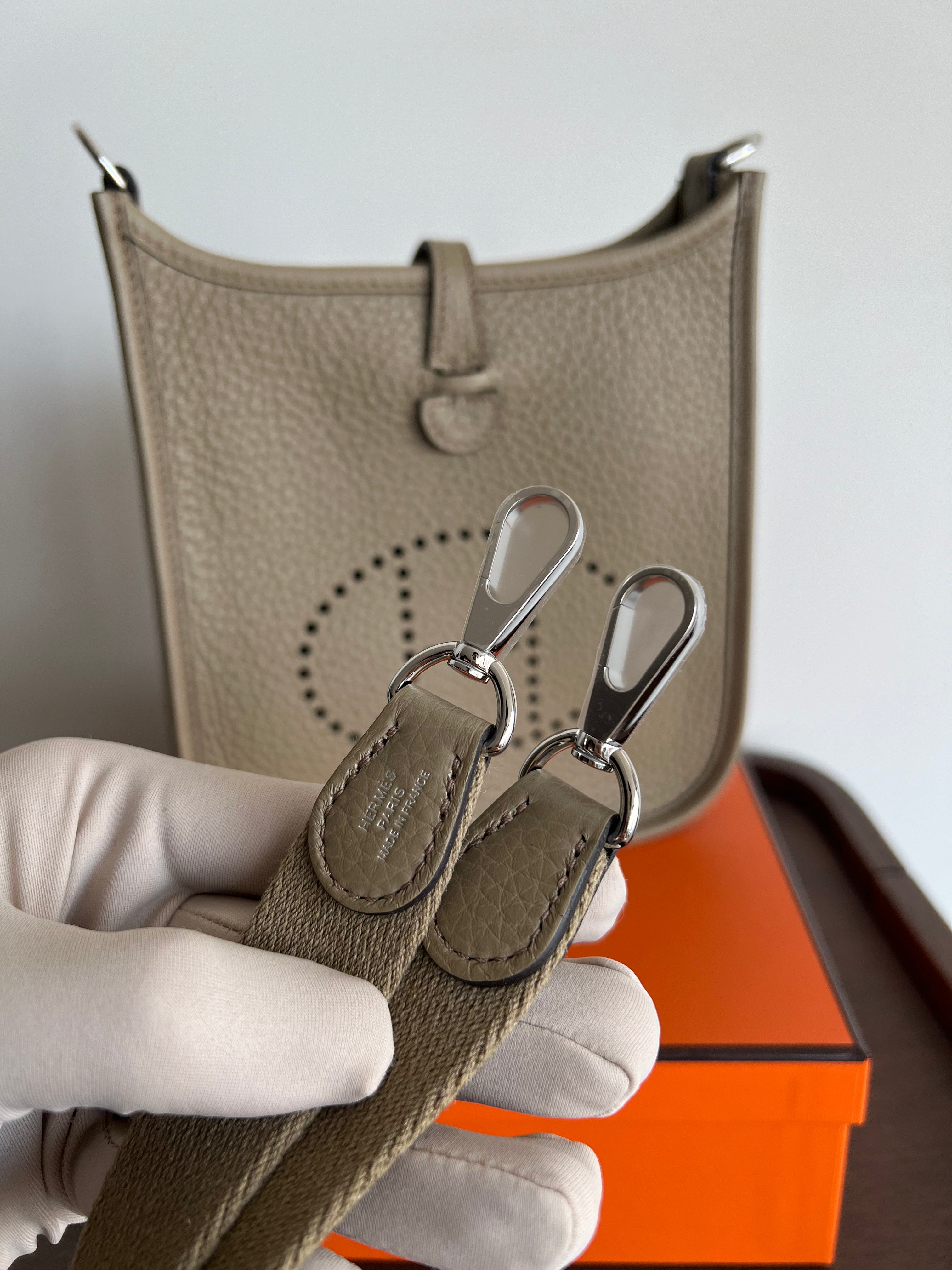 Hermès Mini Evelyne 16 Beige Marfa Clemence PHW、mySite、garminoutage.com