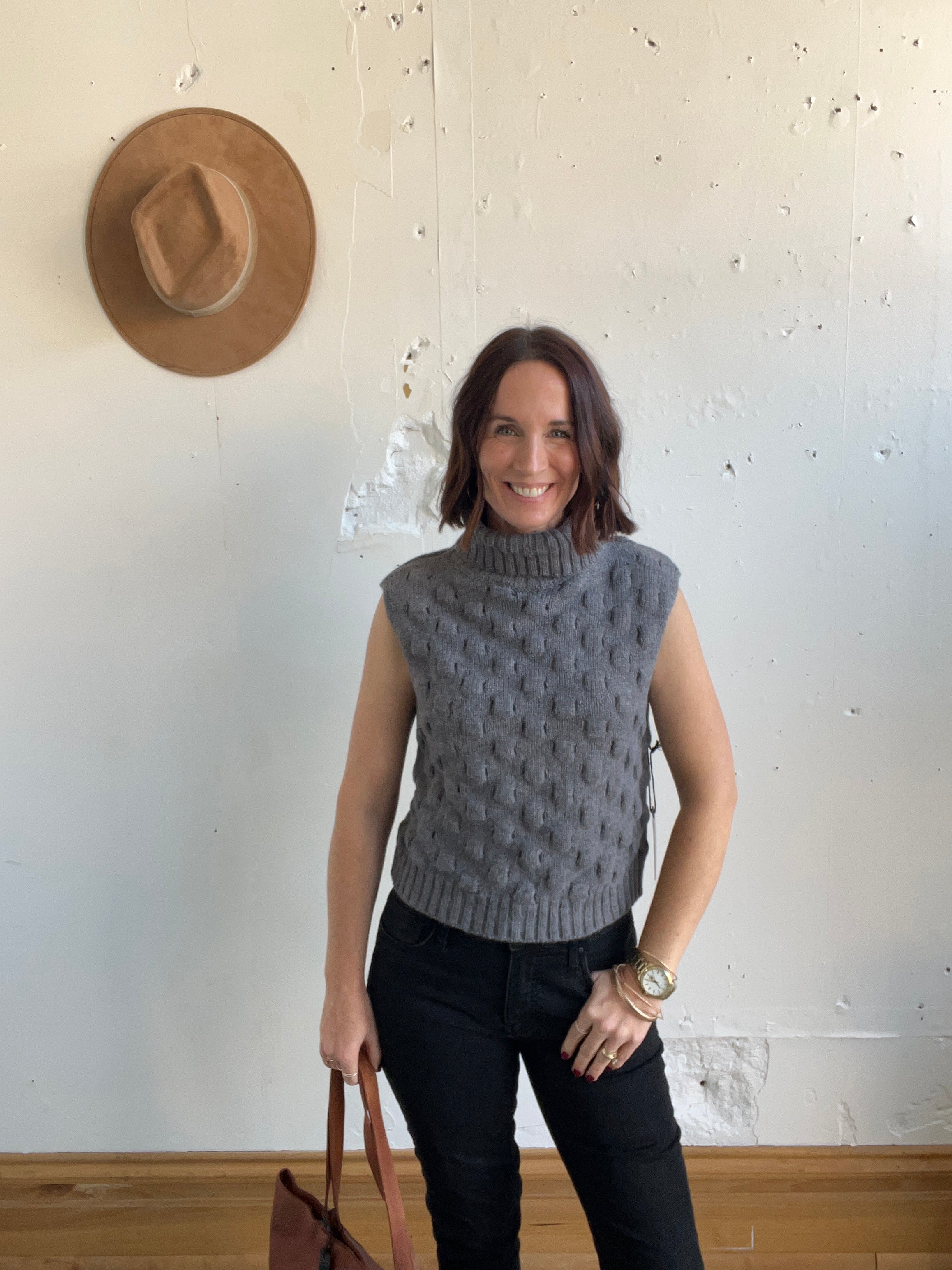 Amelia’s Turtle Neck Sweater、mySite、garagedoors4me