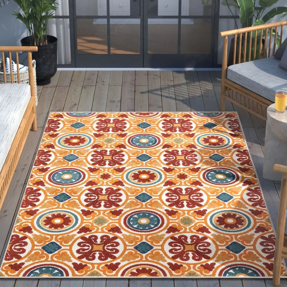 Audun Modern Geometric Indoor/Outdoor Red High-Low Rug、mySite、gigharbornorthrealestate