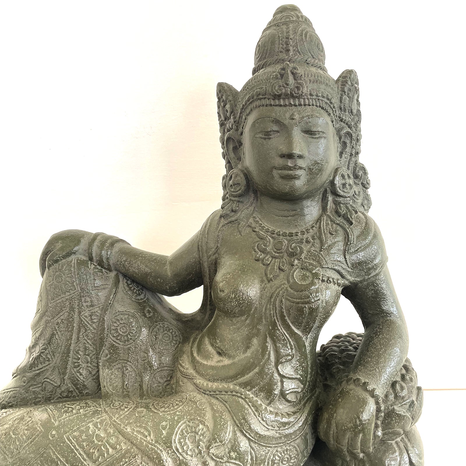 Reclining Tara Garden Statue、mySite、topwebapps