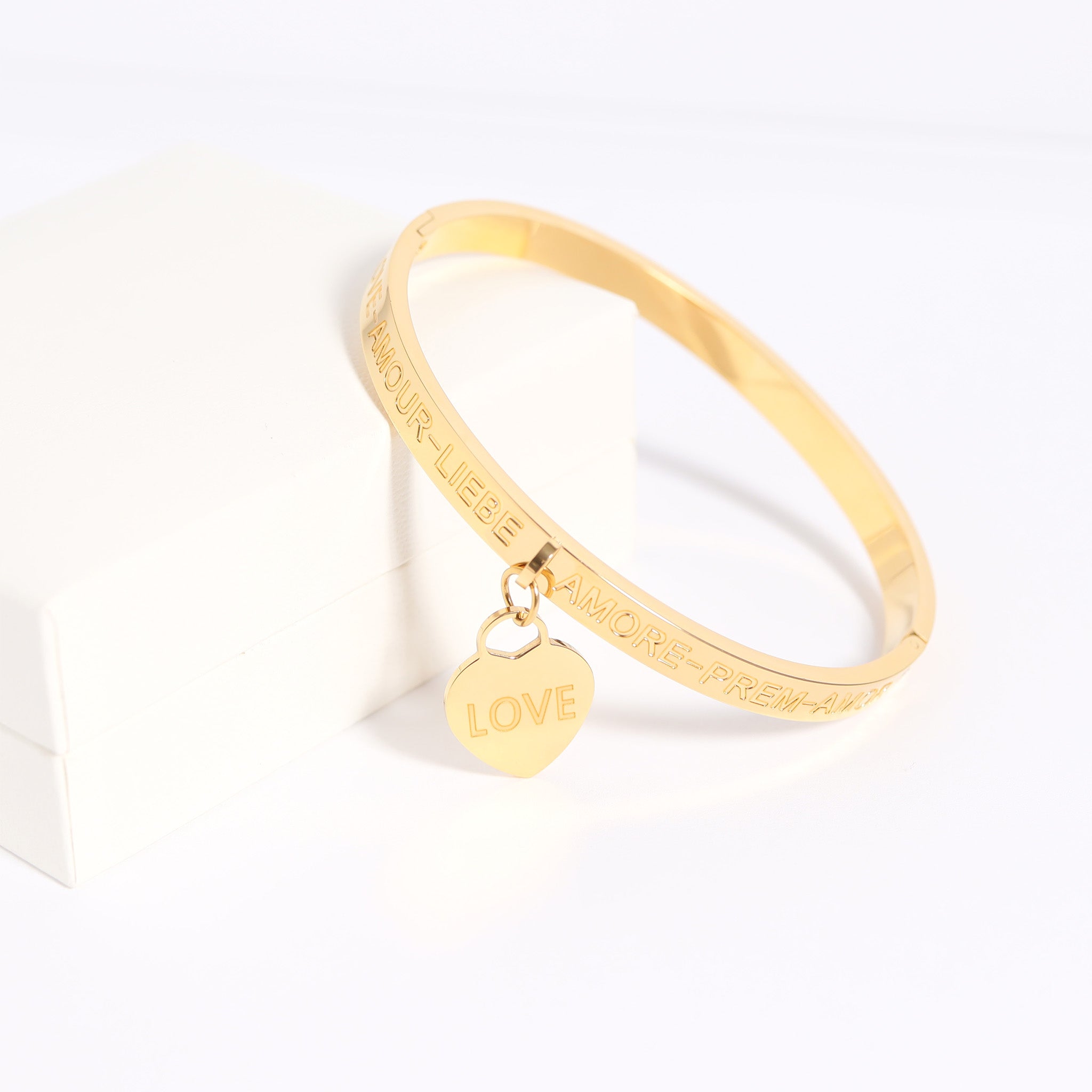 18K Gold PVD Stainless Steel Love Languages Heart Charm Bangle / BRJ1013、mySite、dreamappss